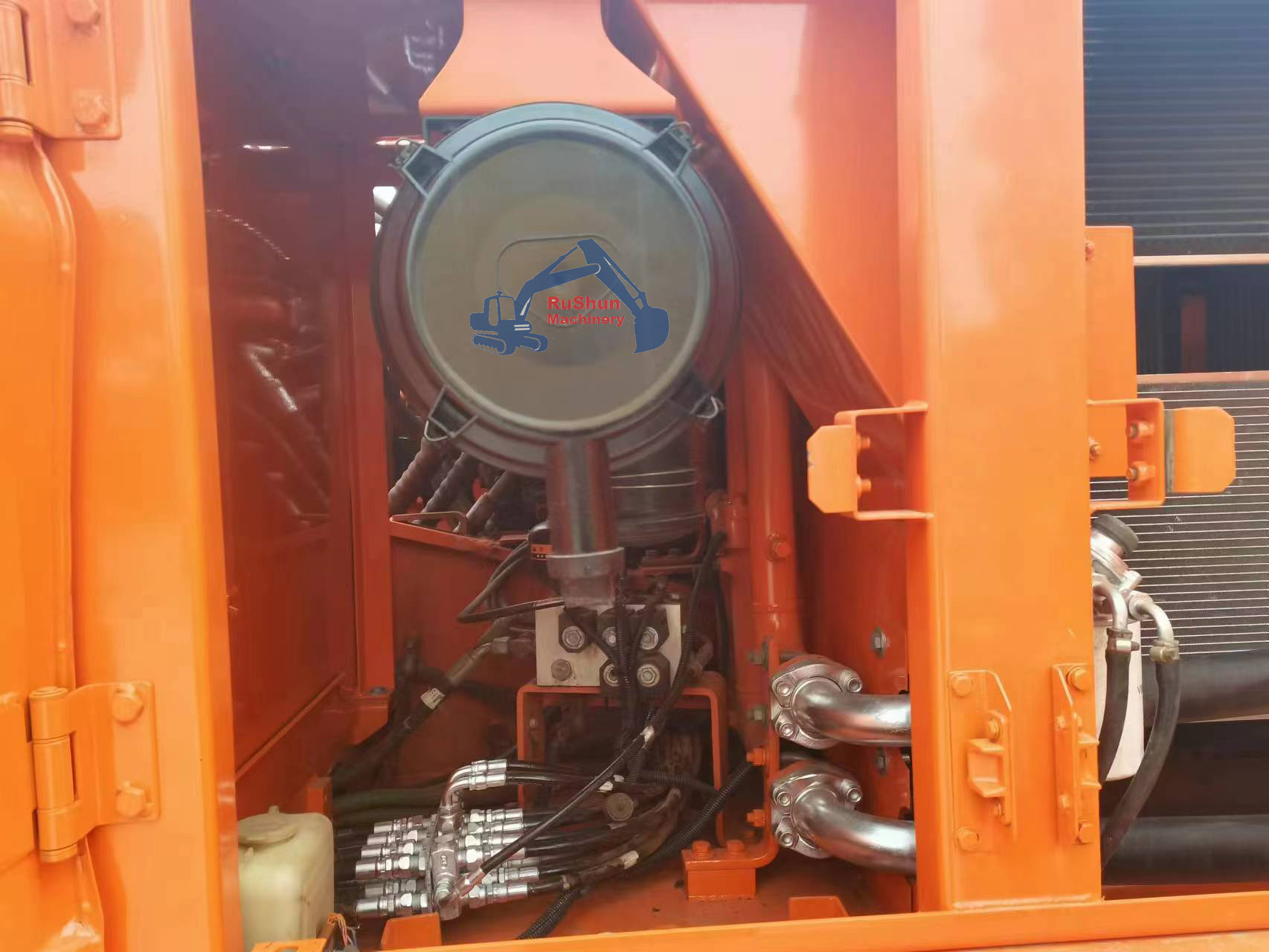 Used DOOSAN DX225LC Excavator