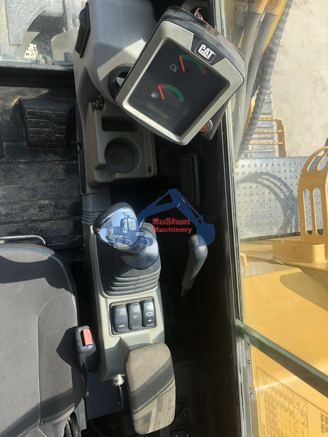 Used CAT 305.5E2  Excavator