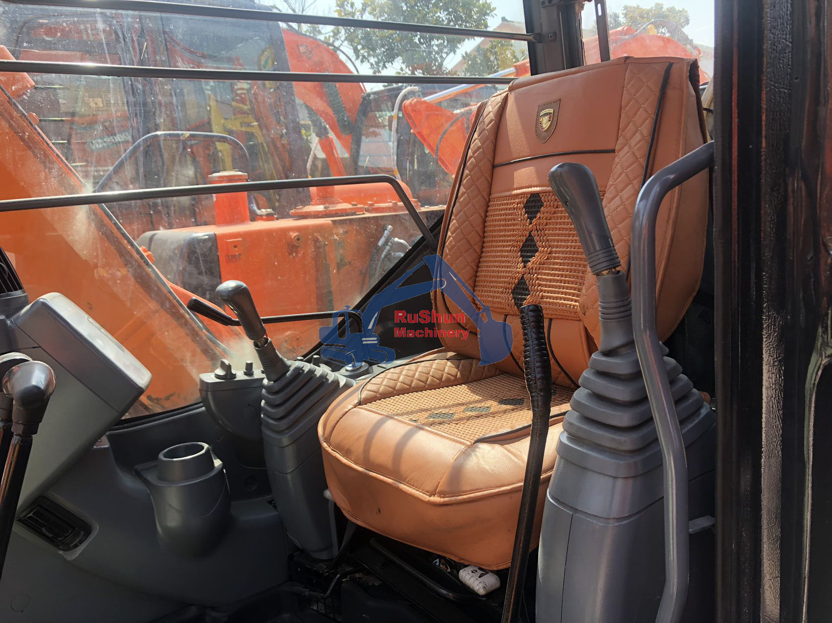 Used HITACHI ZX60 Excavator