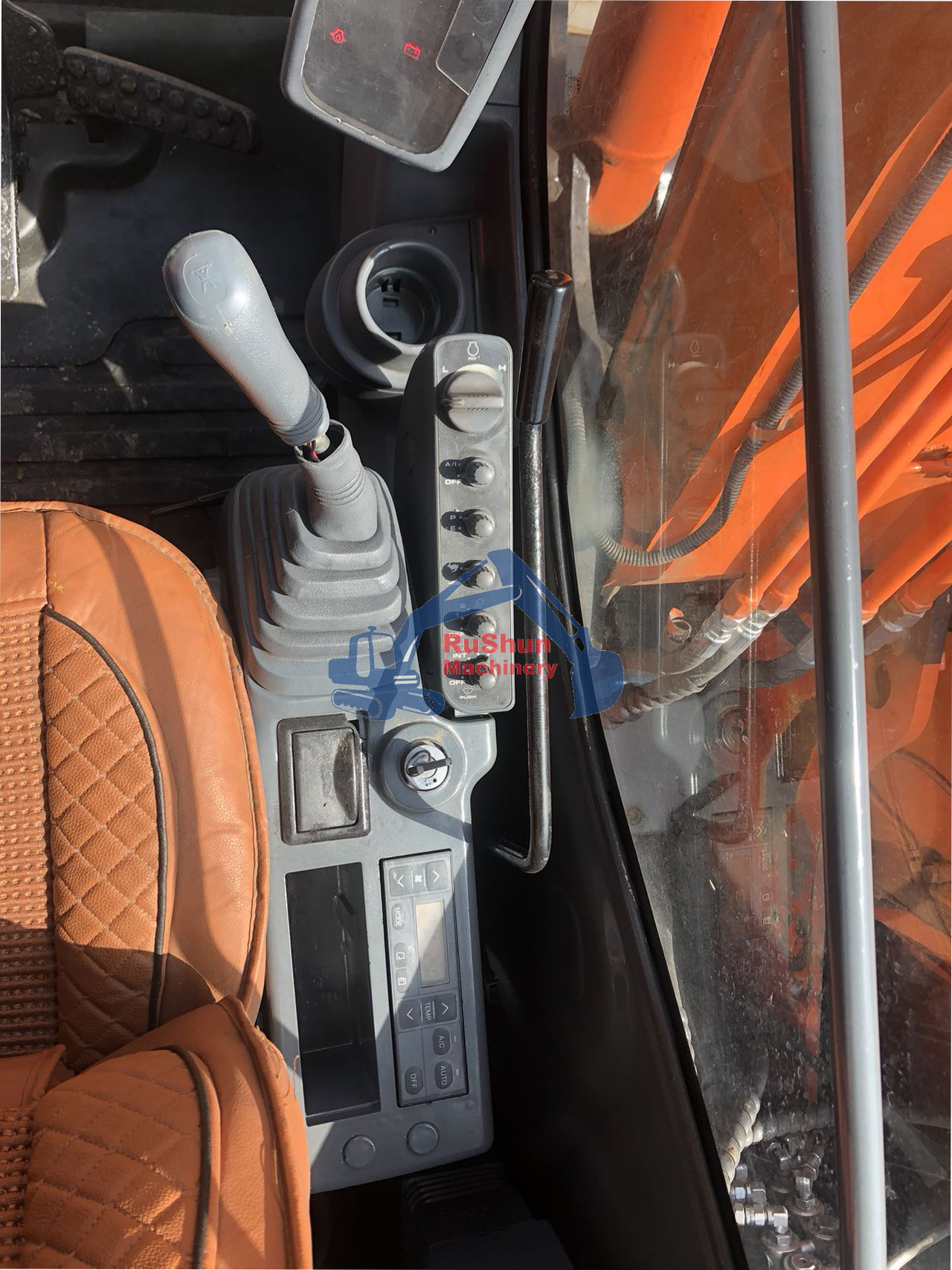 Used HITACHI ZX60 Excavator