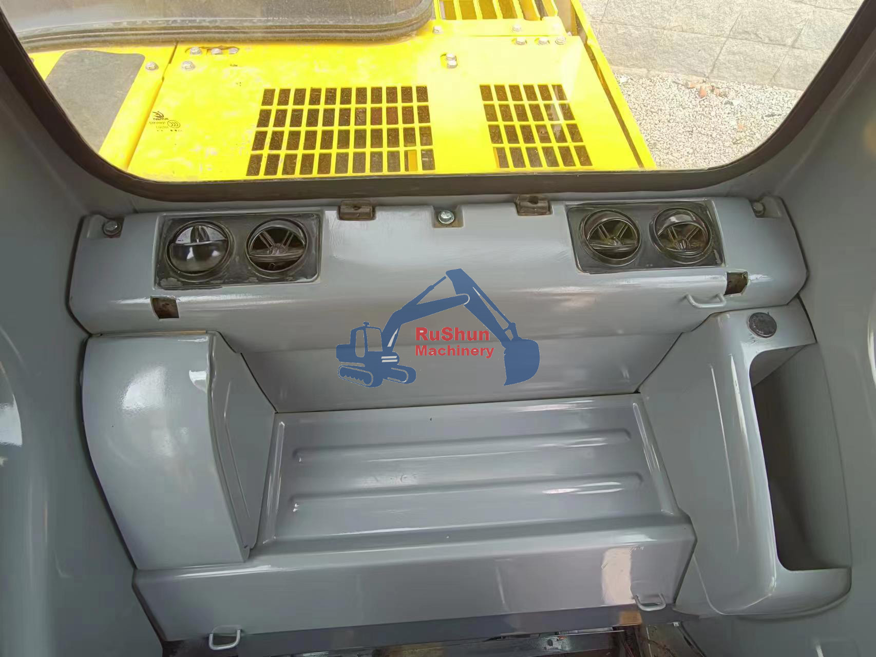 Used KOMATSU PC200-7  Excavator