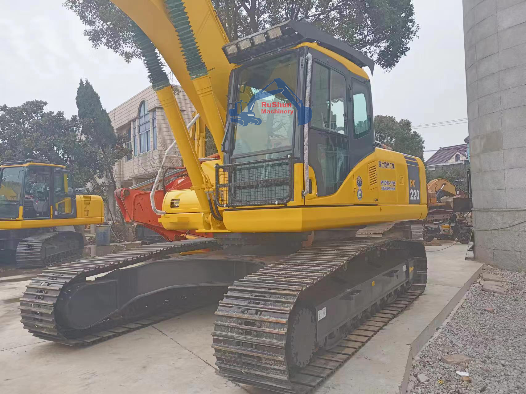 Used KOMATSU PC200-7  Excavator