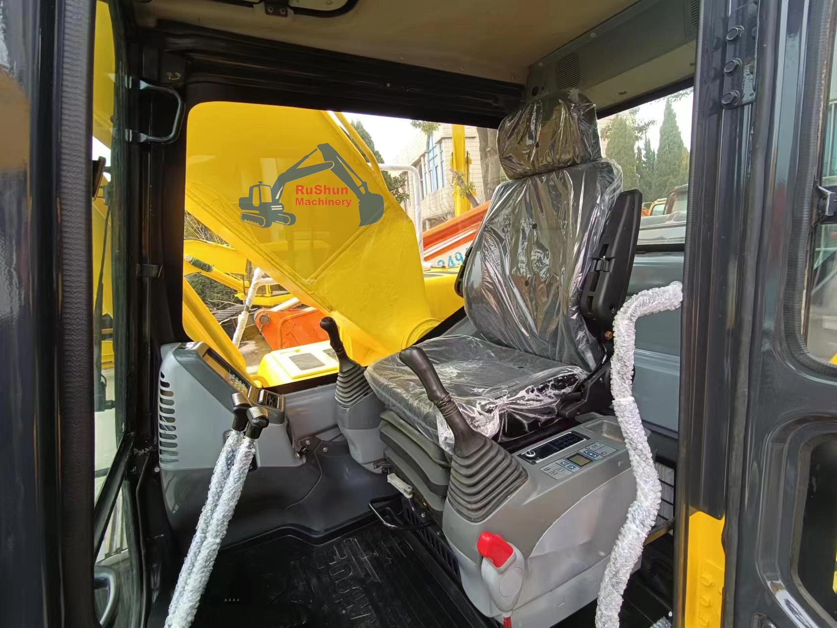 Used KOMATSU PC200-7  Excavator