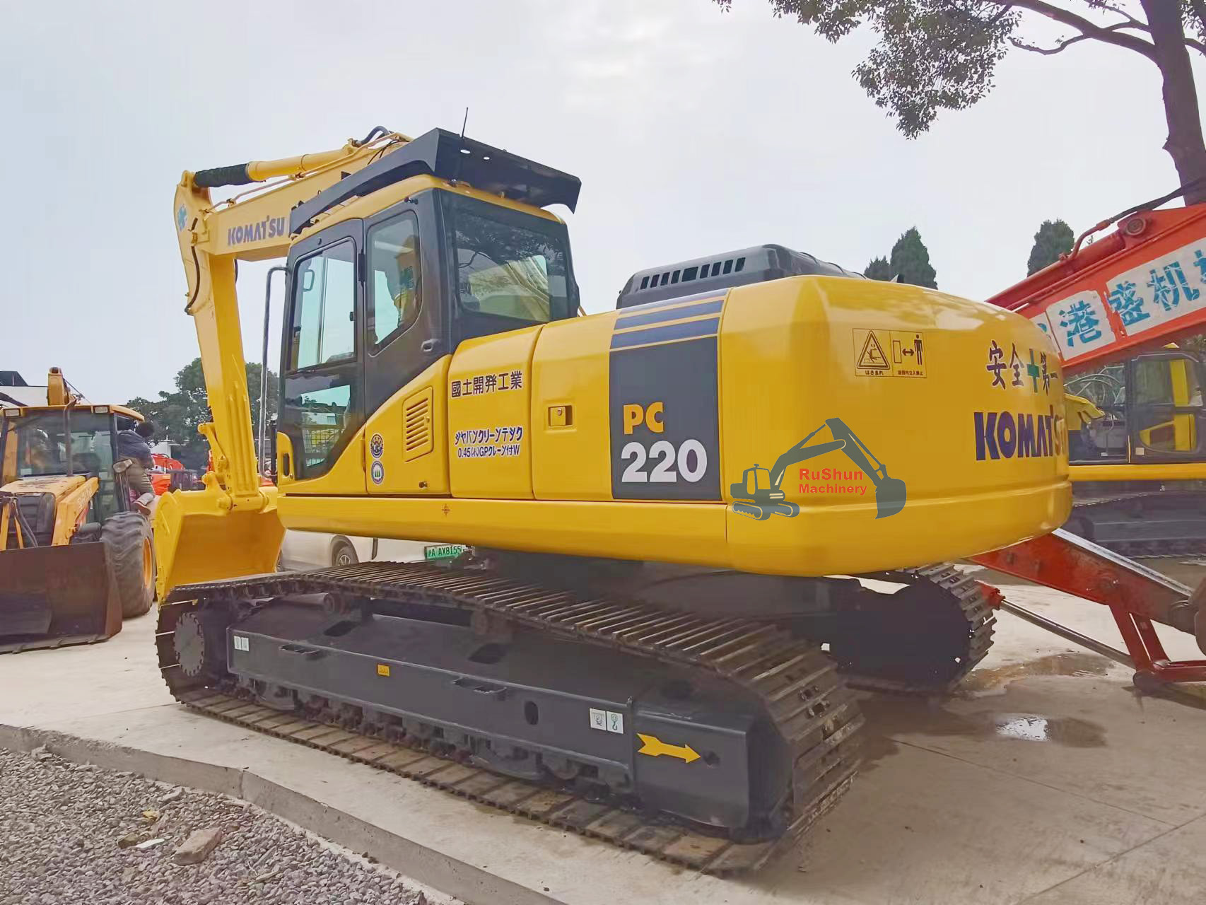 Used KOMATSU PC200-7  Excavator