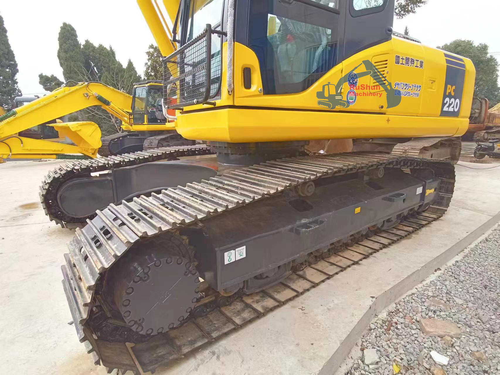 Used KOMATSU PC200-7  Excavator