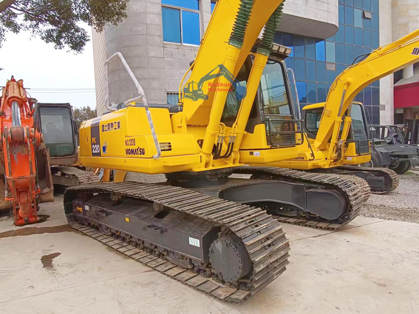 Used KOMATSU PC200-7  Excavator