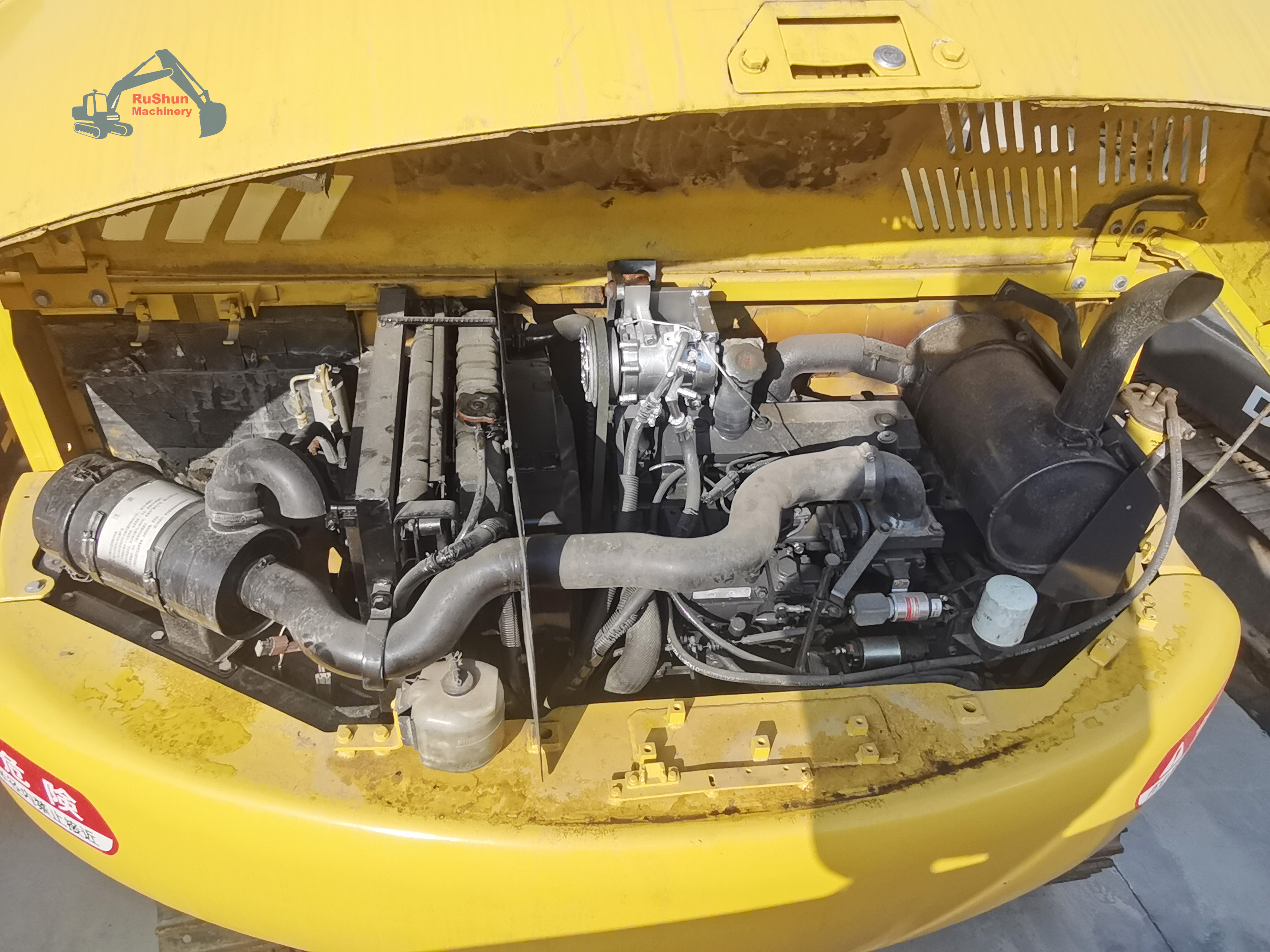 Used KOMATSU PC60 Excavator