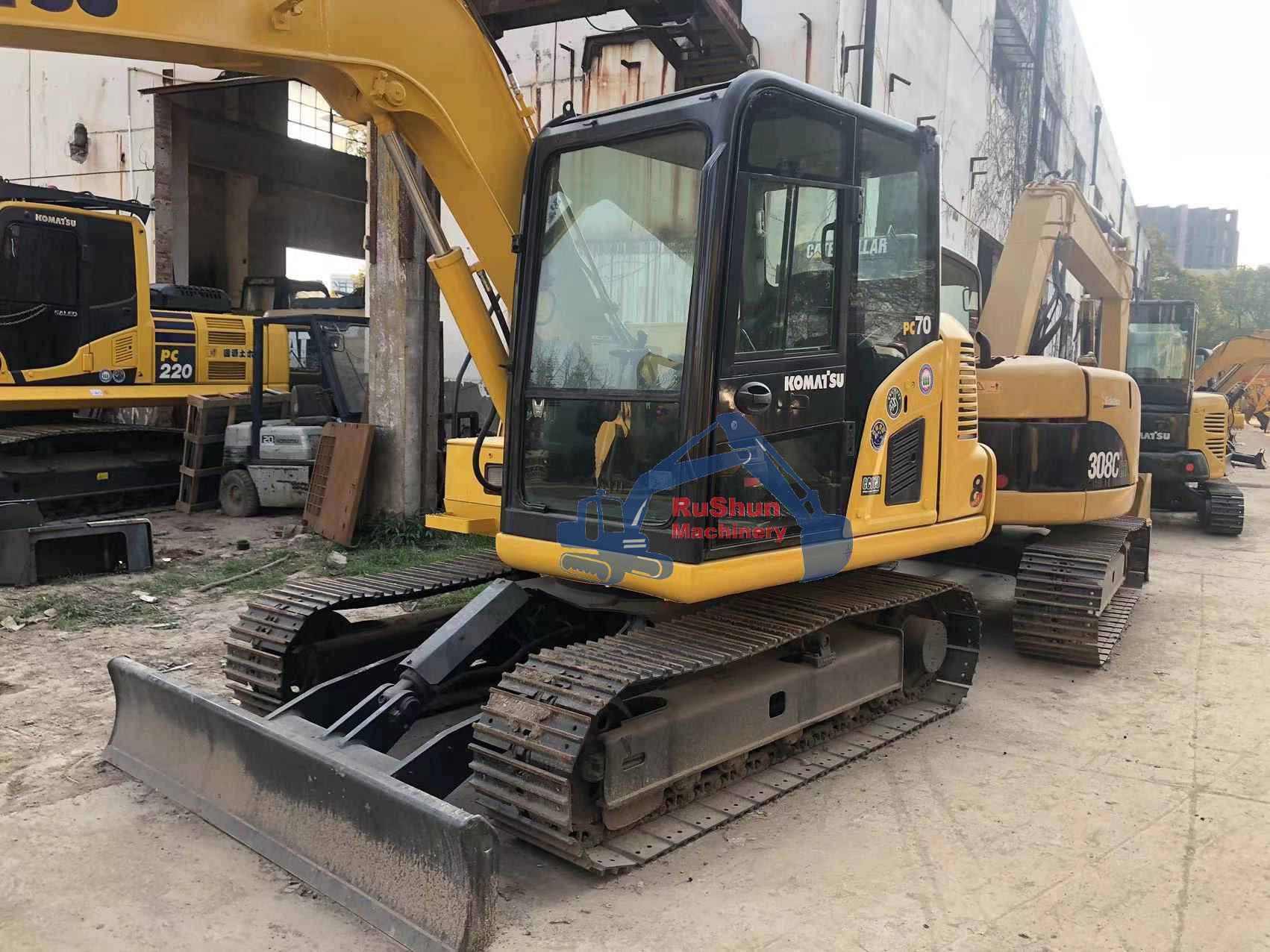 Used KOMATSU PC70-8 Excavator