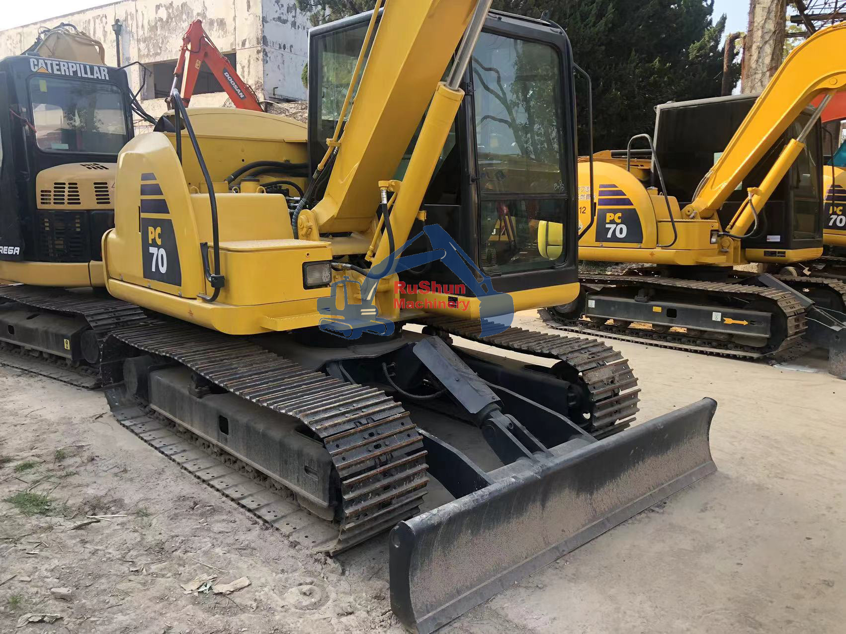 Used KOMATSU PC70-8 Excavator