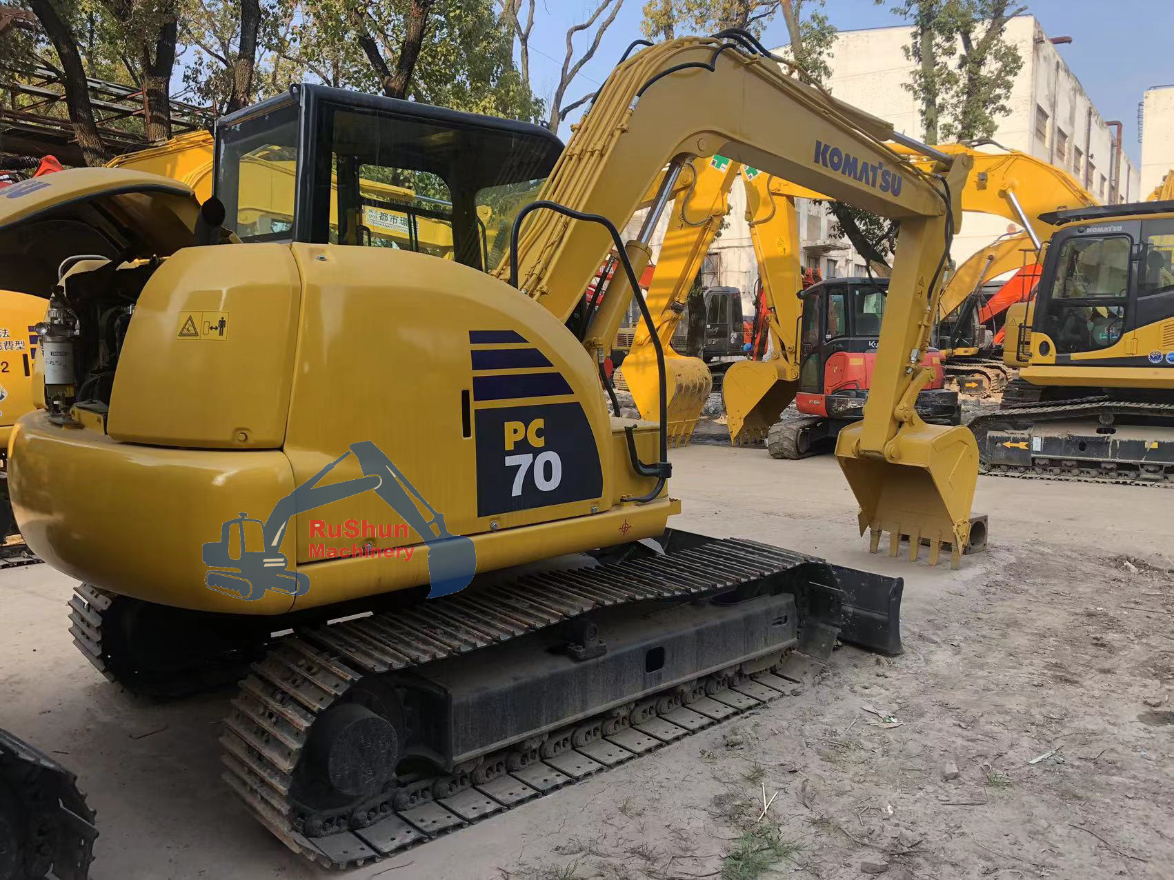 Used KOMATSU PC70-8 Excavator
