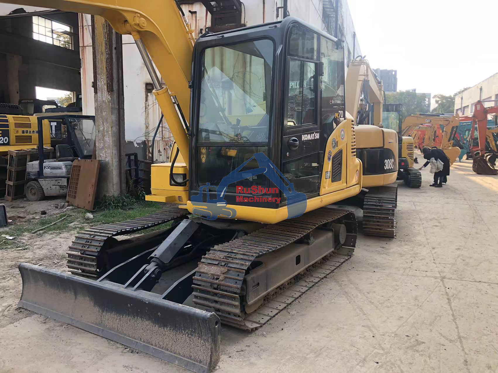 Used KOMATSU PC70-8 Excavator