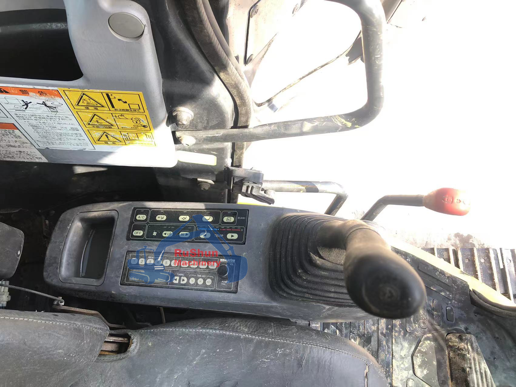 Used KOMATSU PC78US Excavator