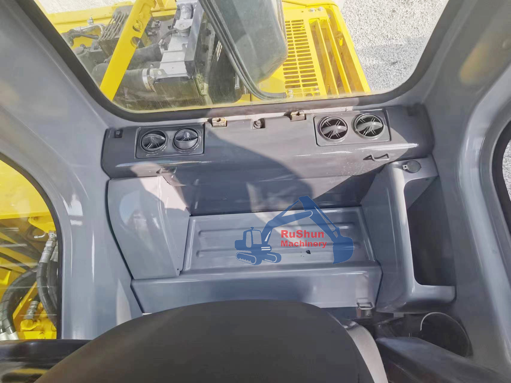 Used KOMATSU PC130-7 Excavator