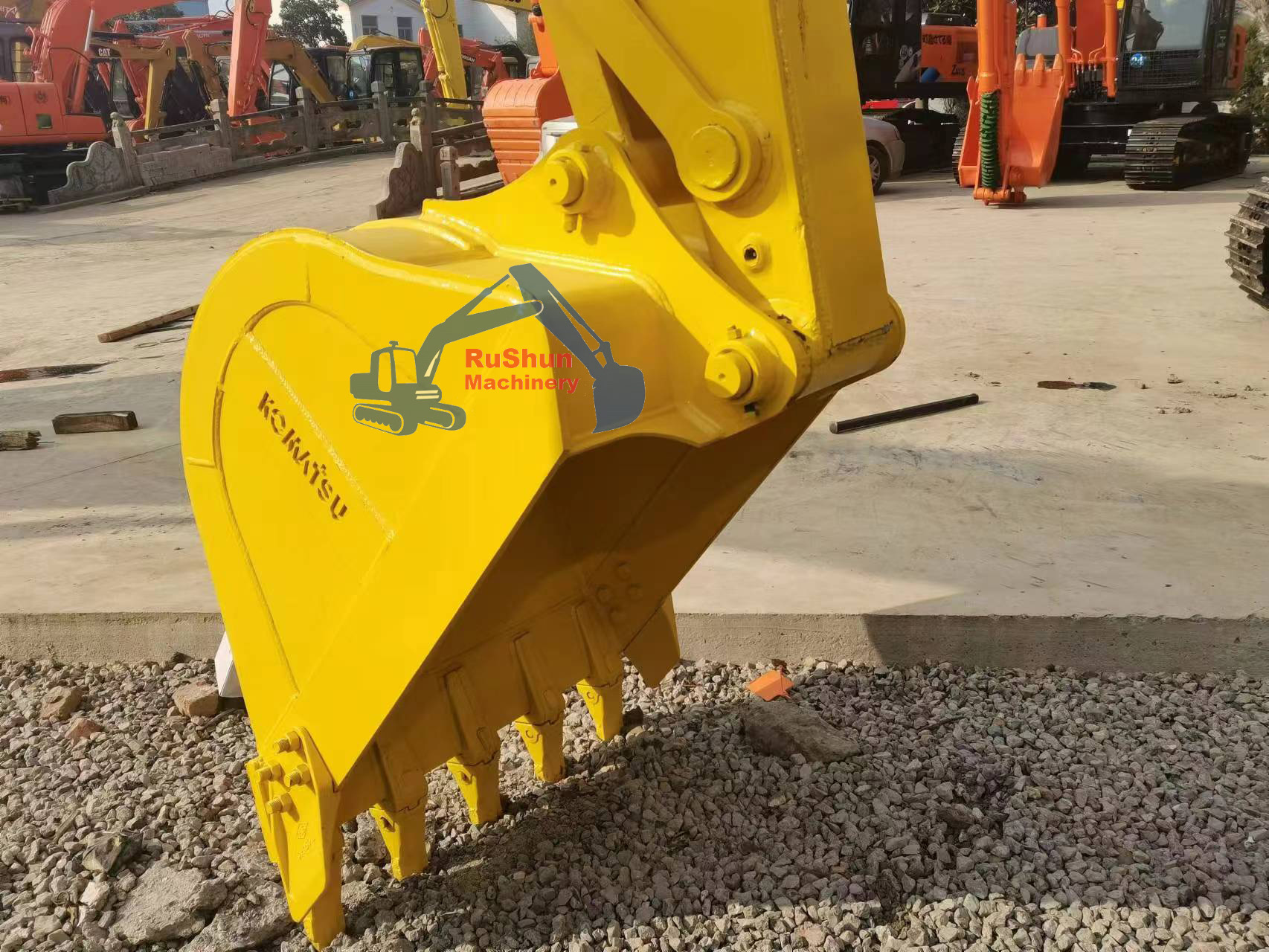 Used KOMATSU PC130-7 Excavator