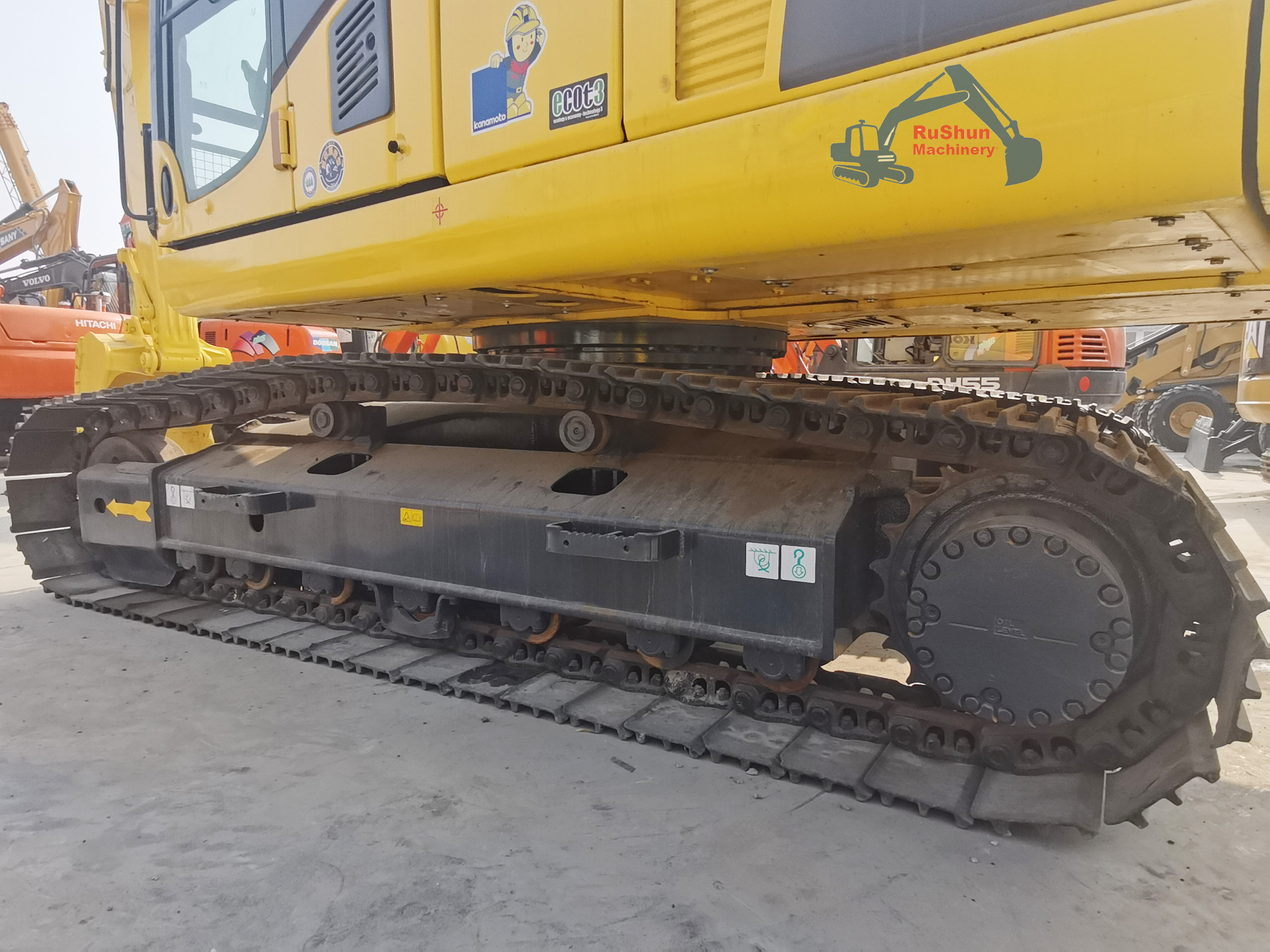 Used KOMATSU PC200-8 Excavator