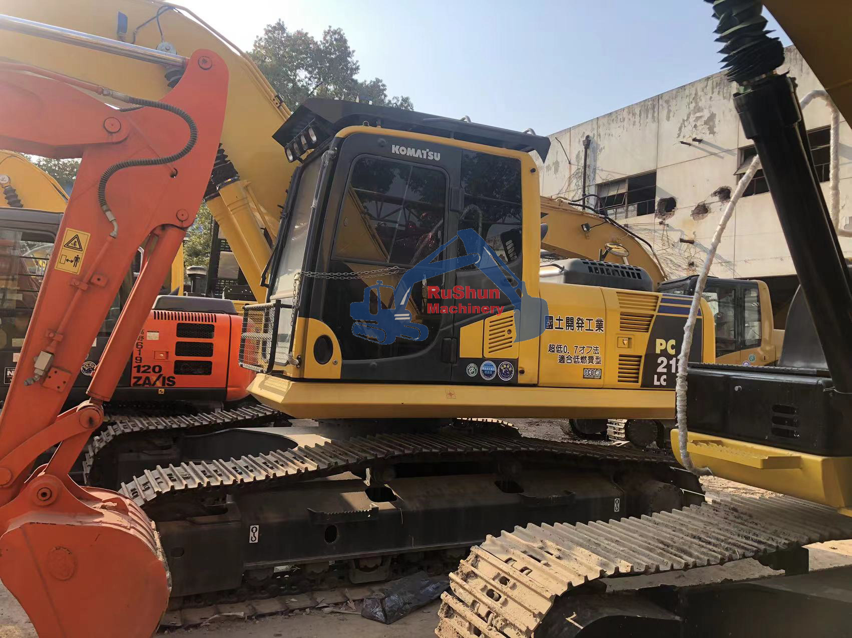 Used KOMATSU PC210LC-8 Excavator
