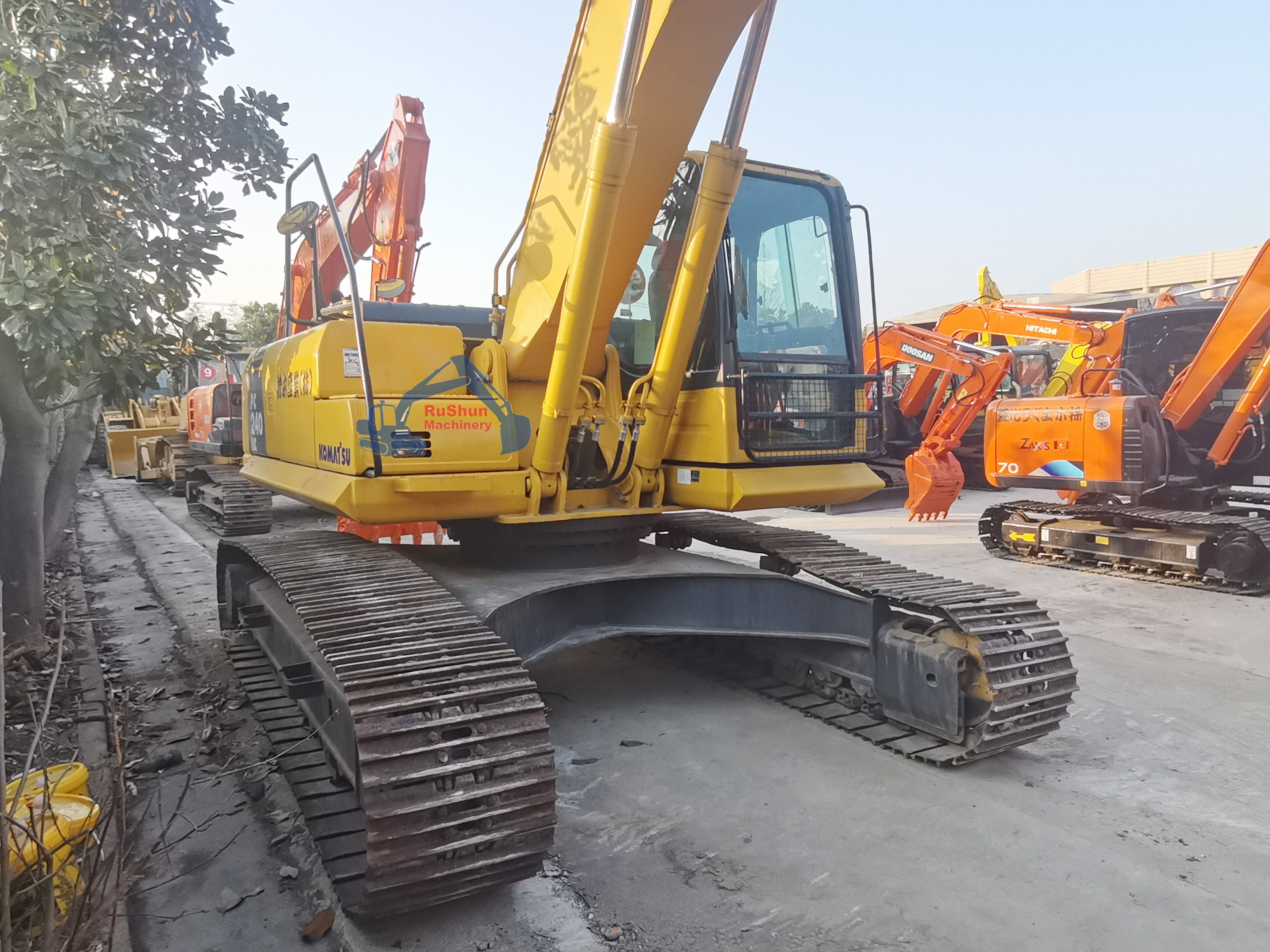 Used KOMATSU PC240LC-8 Excavator