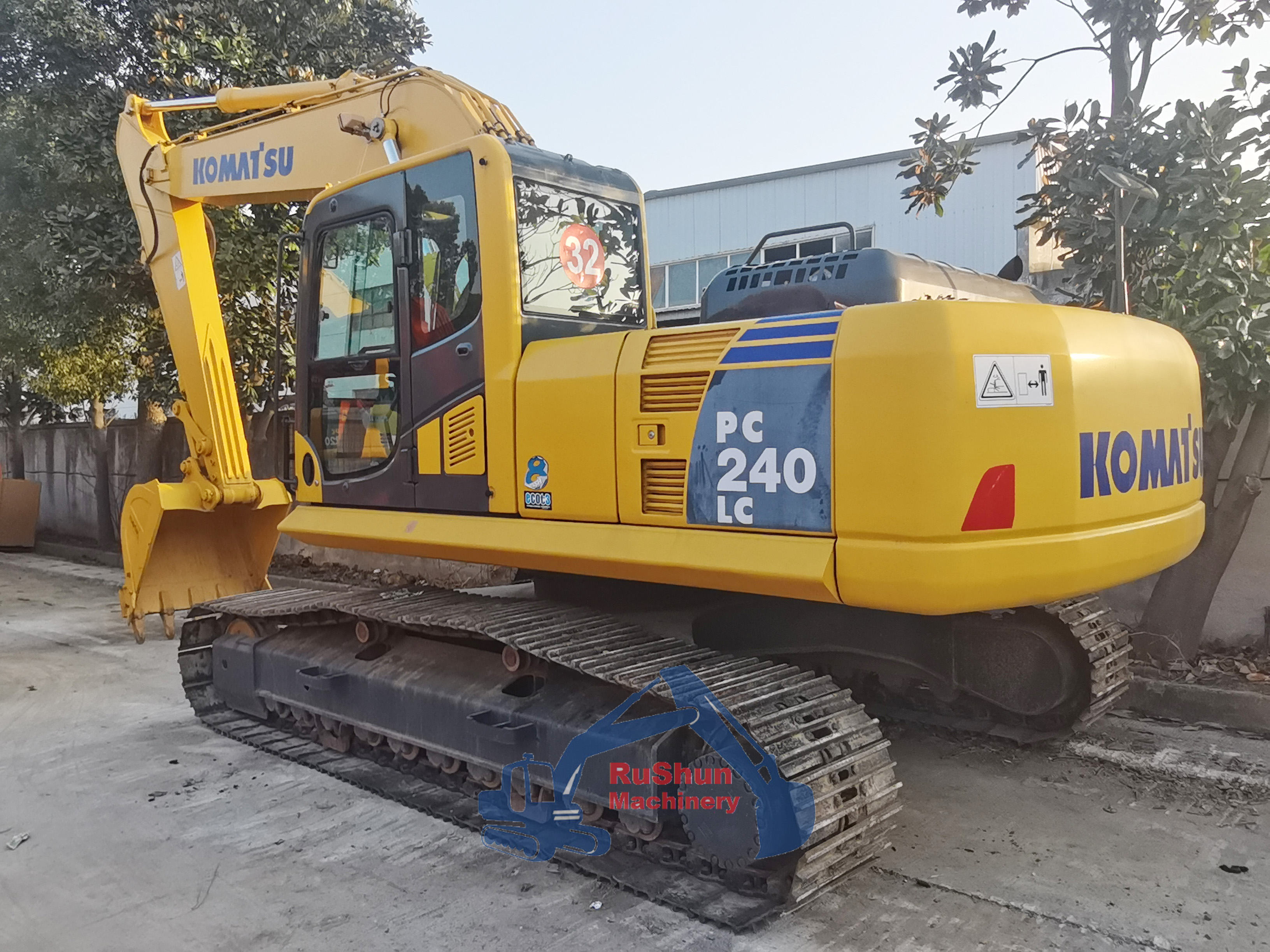 Used KOMATSU PC240LC-8 Excavator