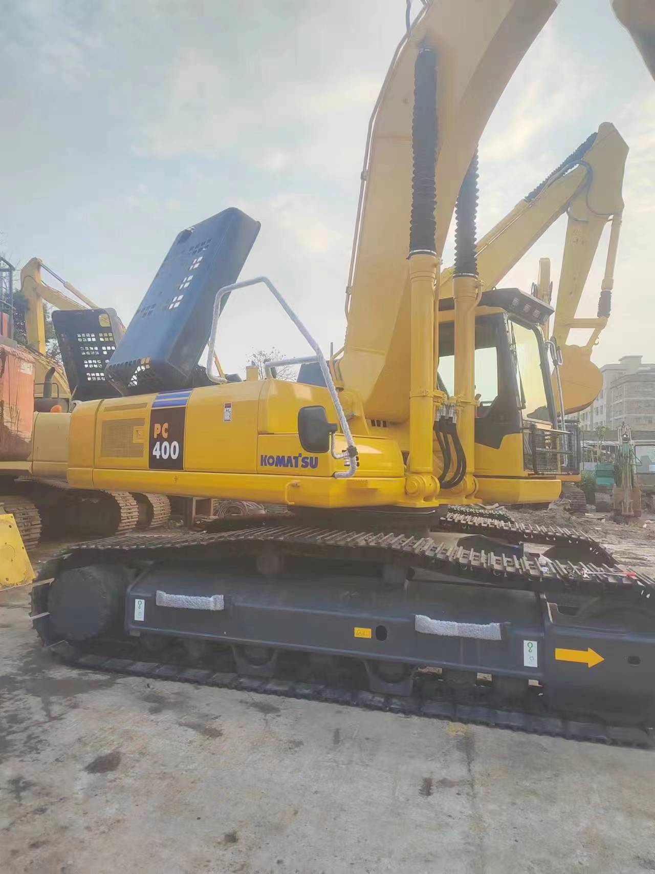Used KOMATSU PC400-7 Excavator