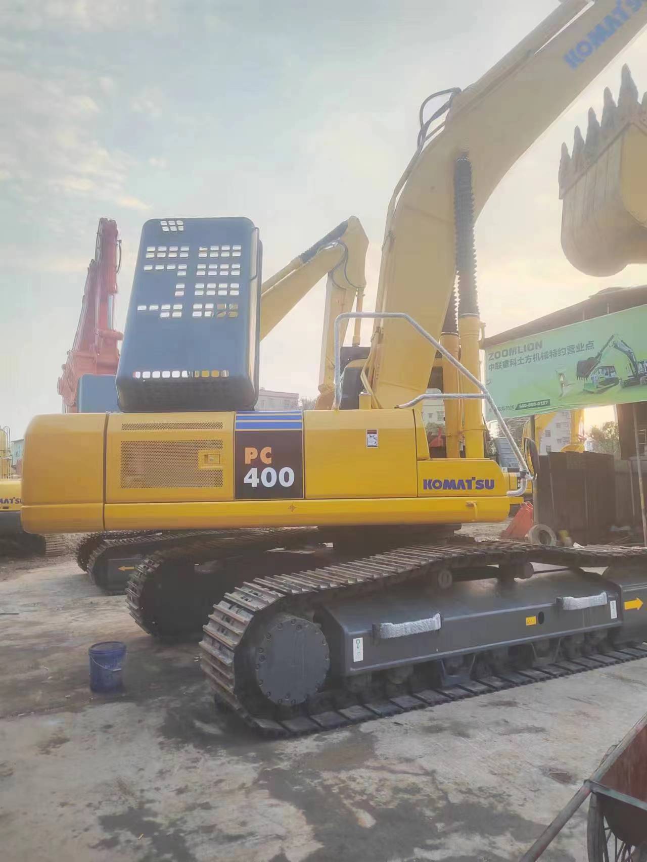 Used KOMATSU PC400-7 Excavator