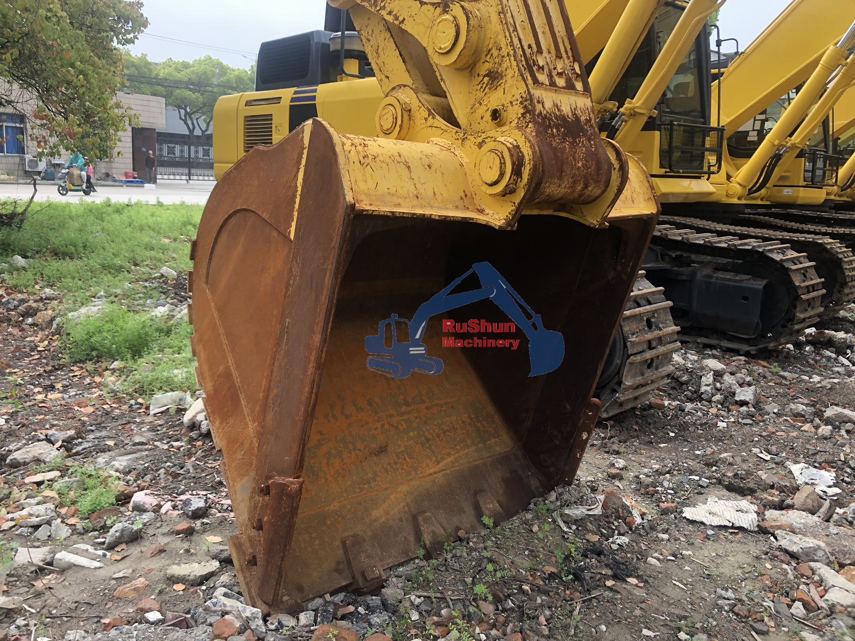 Used KOMATSU PC400LC-8R Excavator