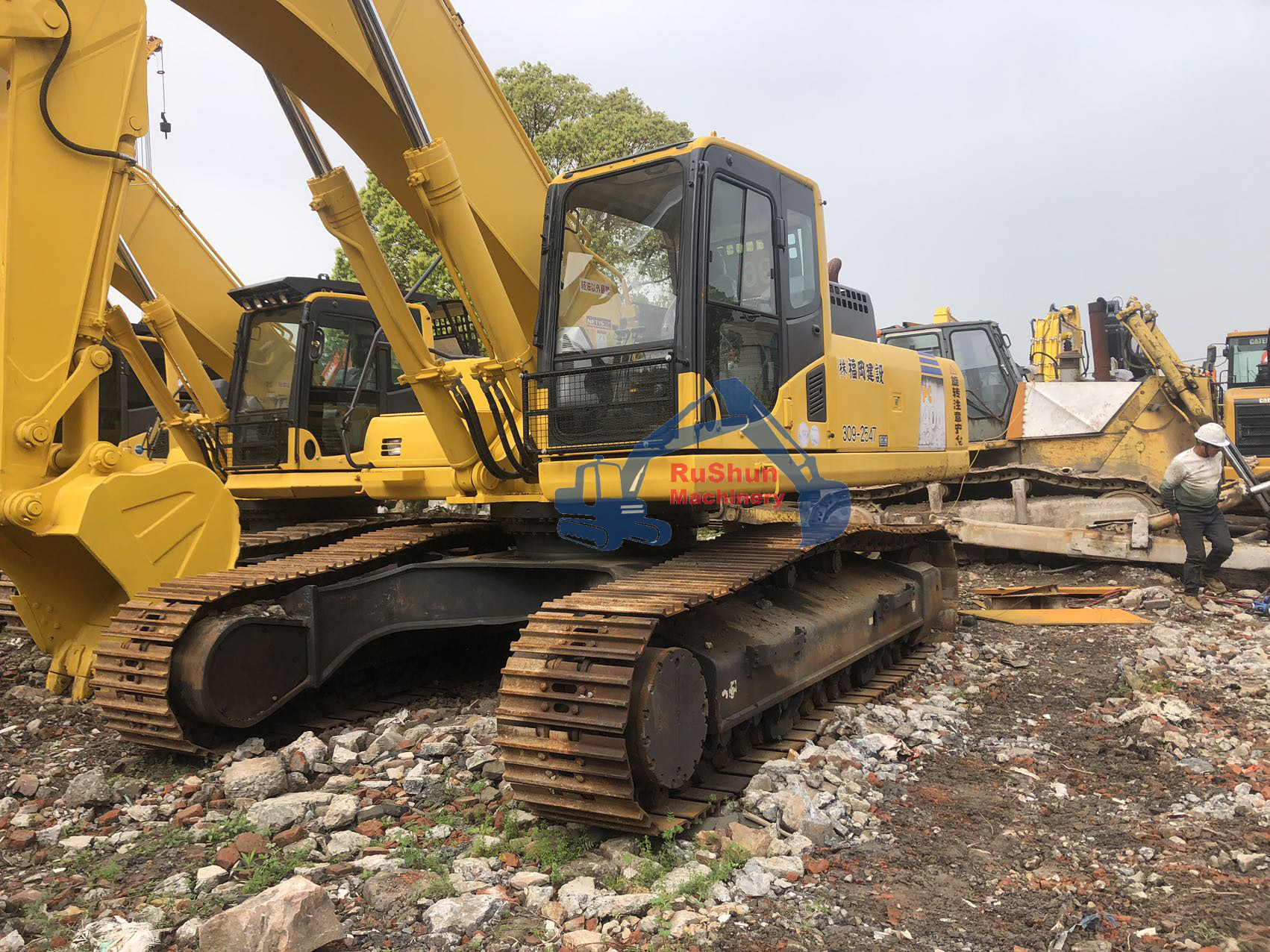 Used KOMATSU PC400LC-8R Excavator