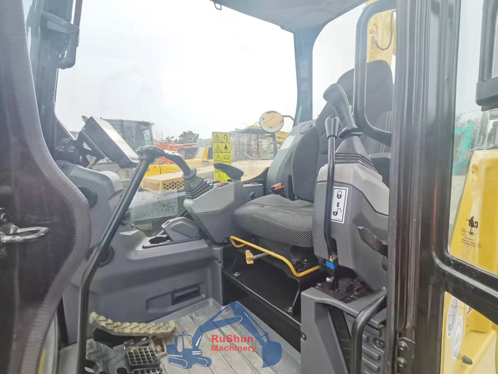 Used CAT 306 Excavator