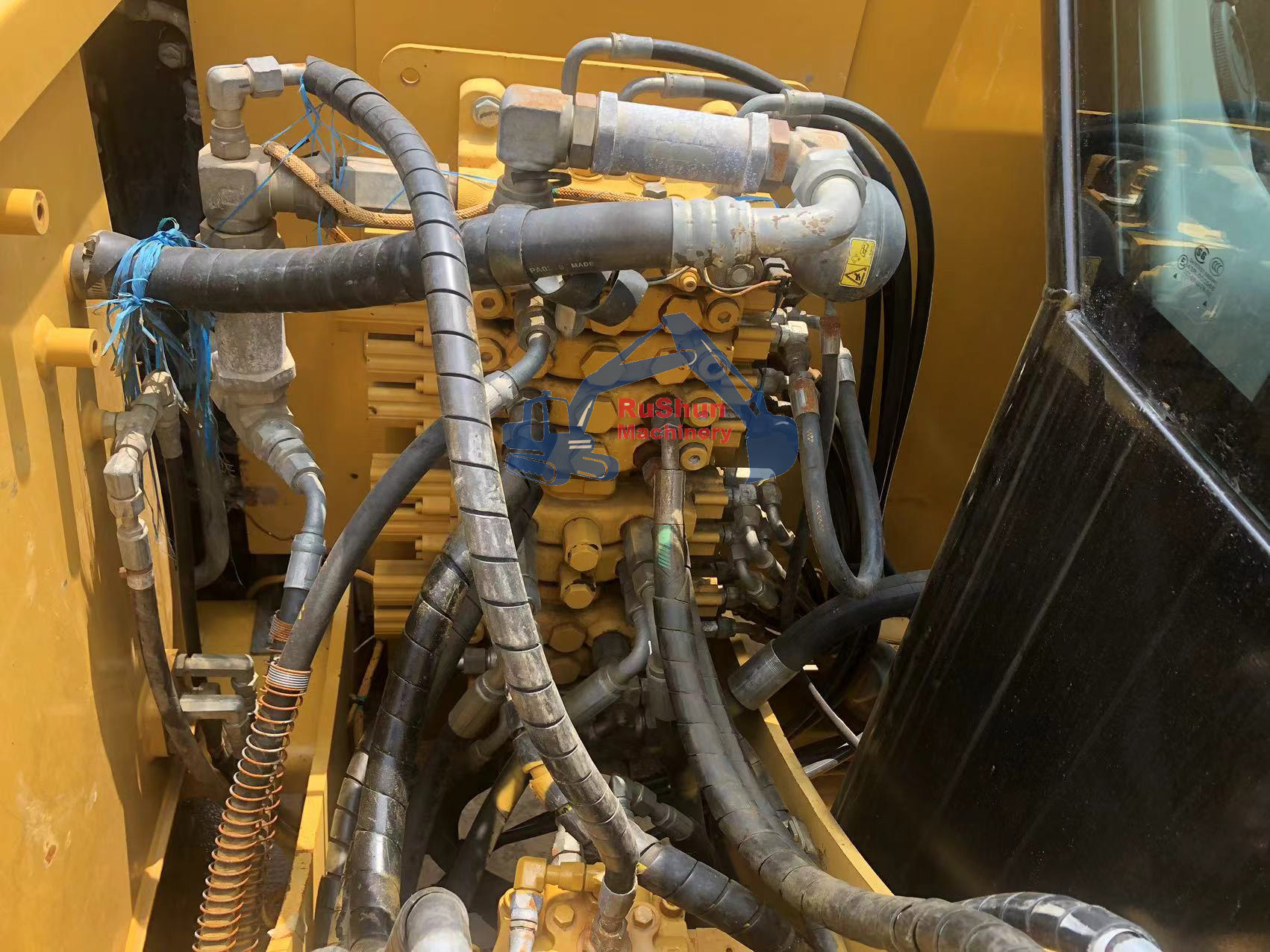 Used CAT 307 Excavator