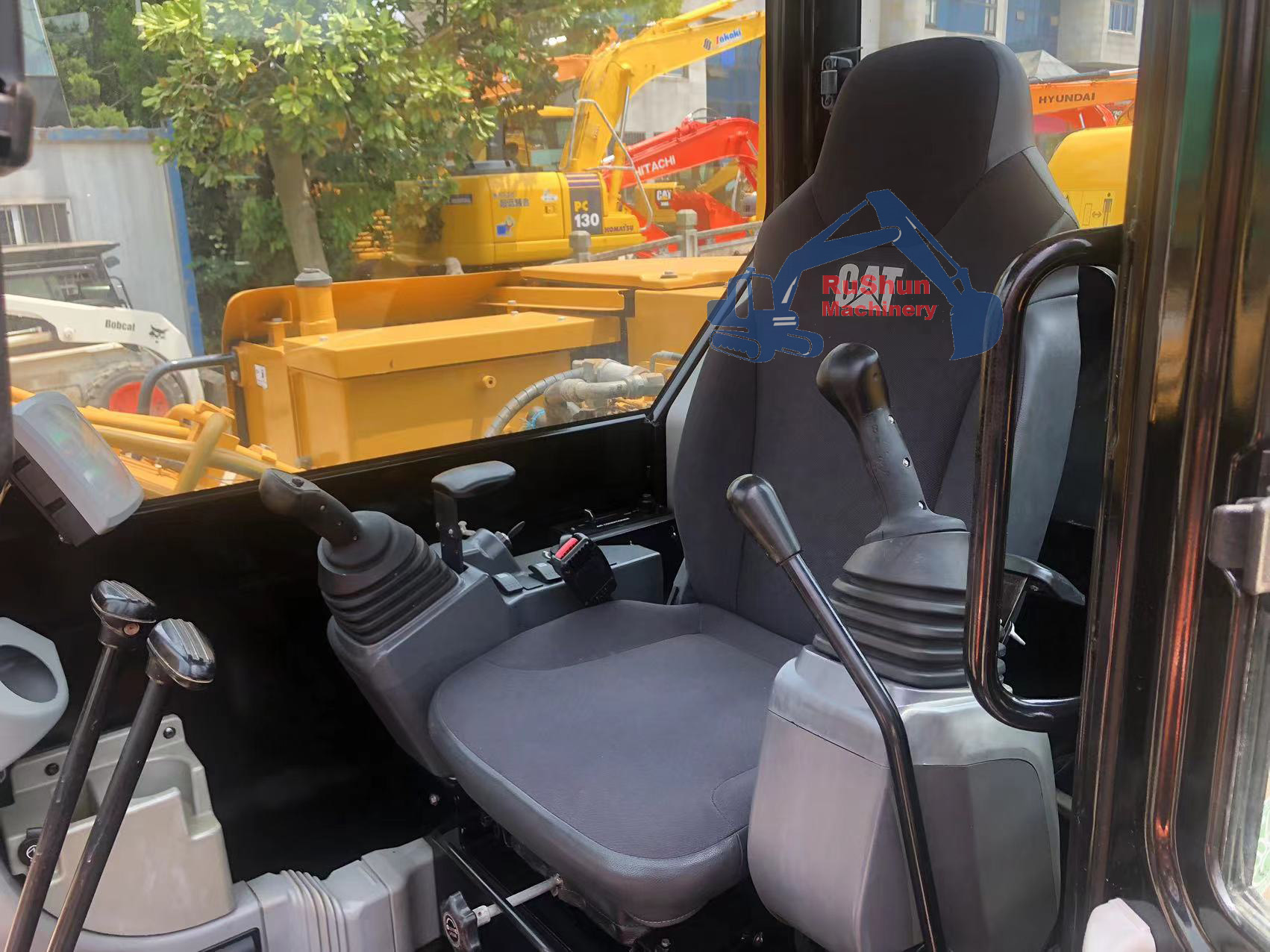 Used CAT 307 Excavator