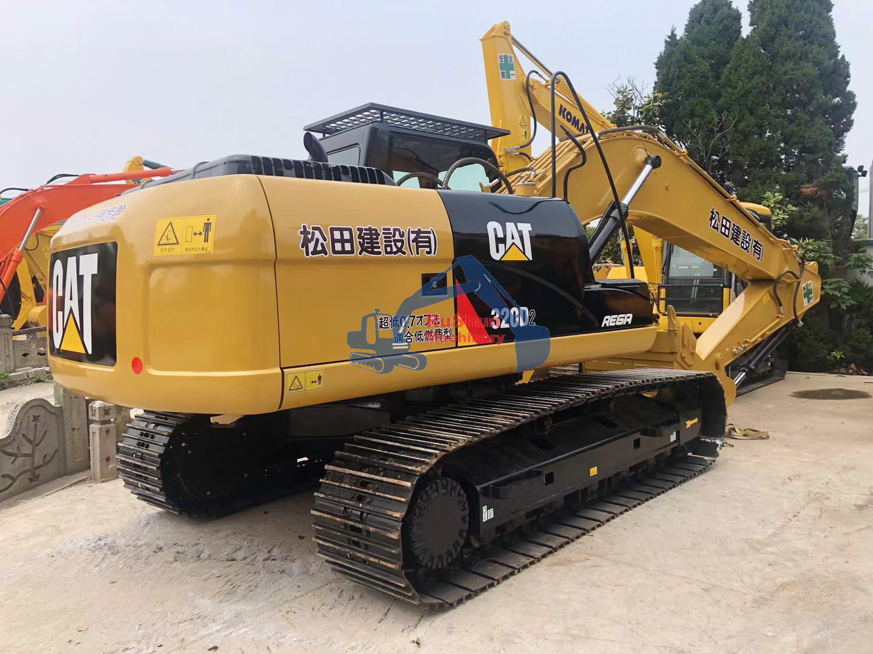 Used CAT 320D Excavator