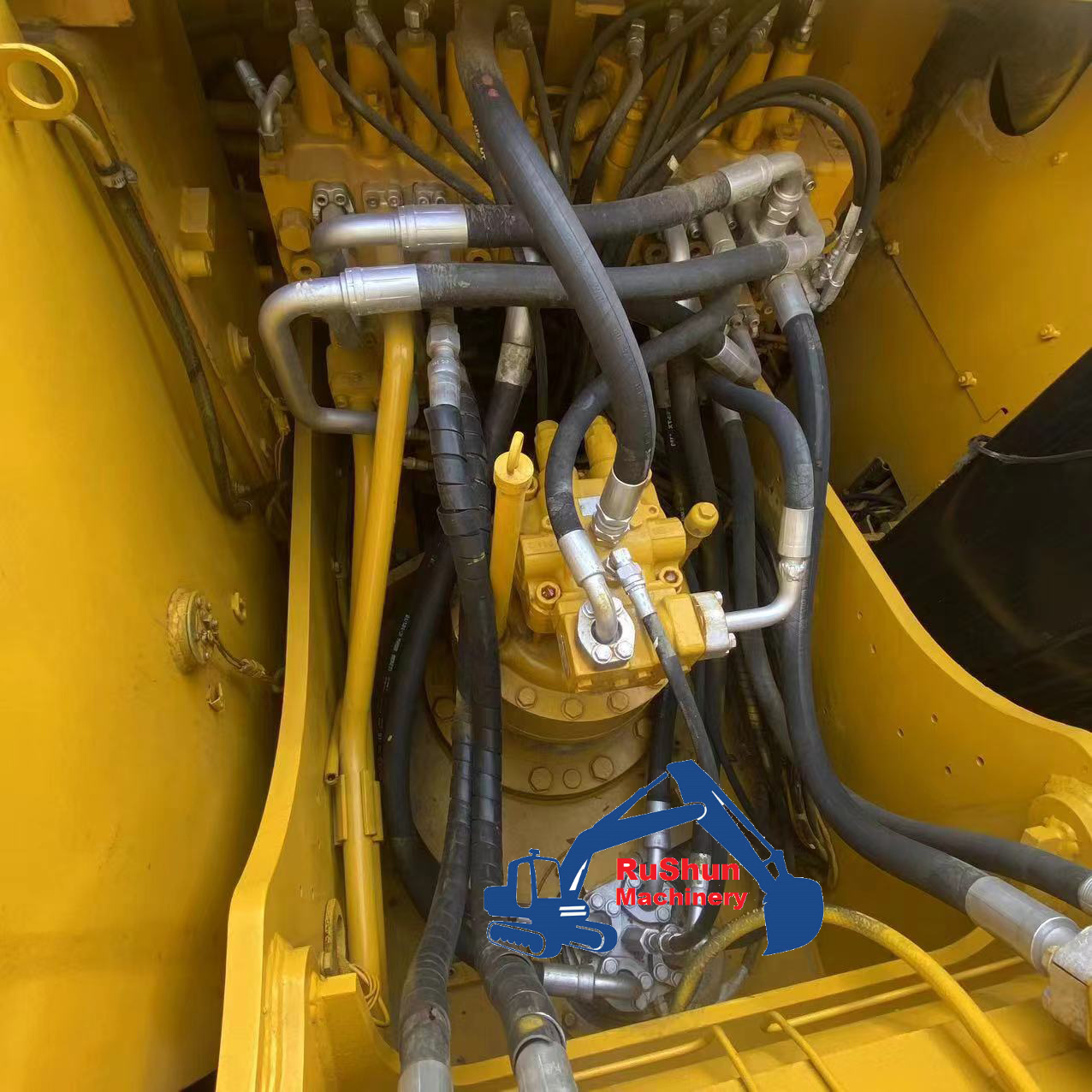 Used CAT 323D Excavator