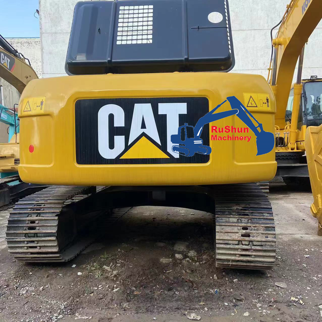 Used CAT 323D Excavator