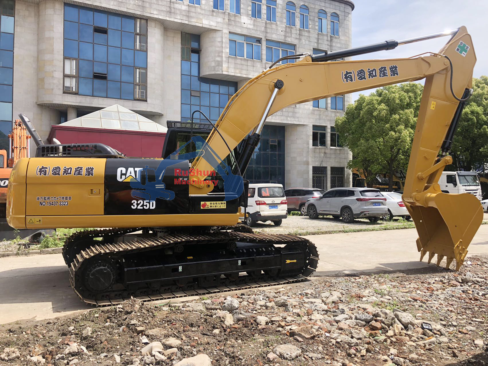 Used CAT 325D Excavator