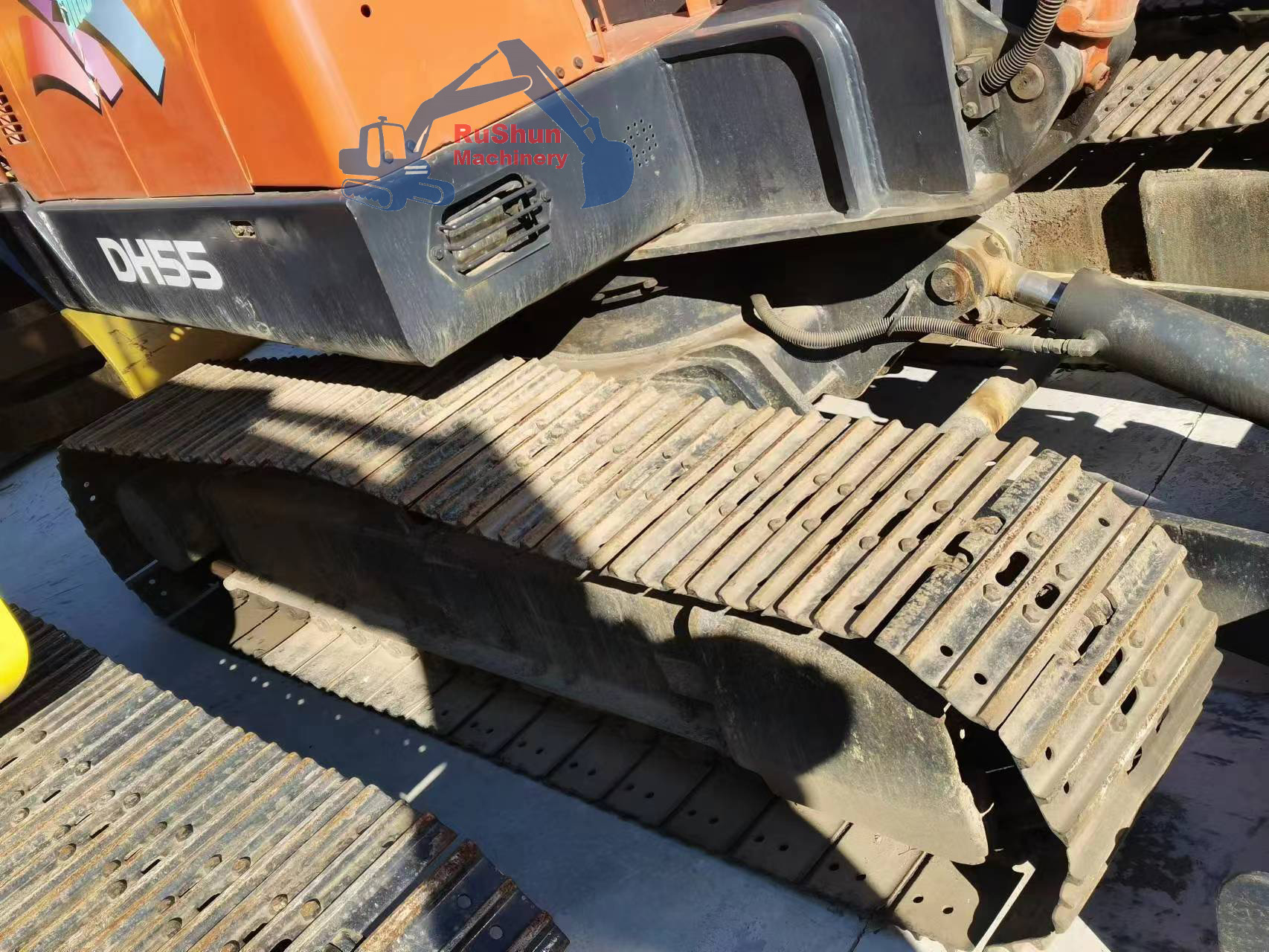 Used DOOSAN DH55 Excavator