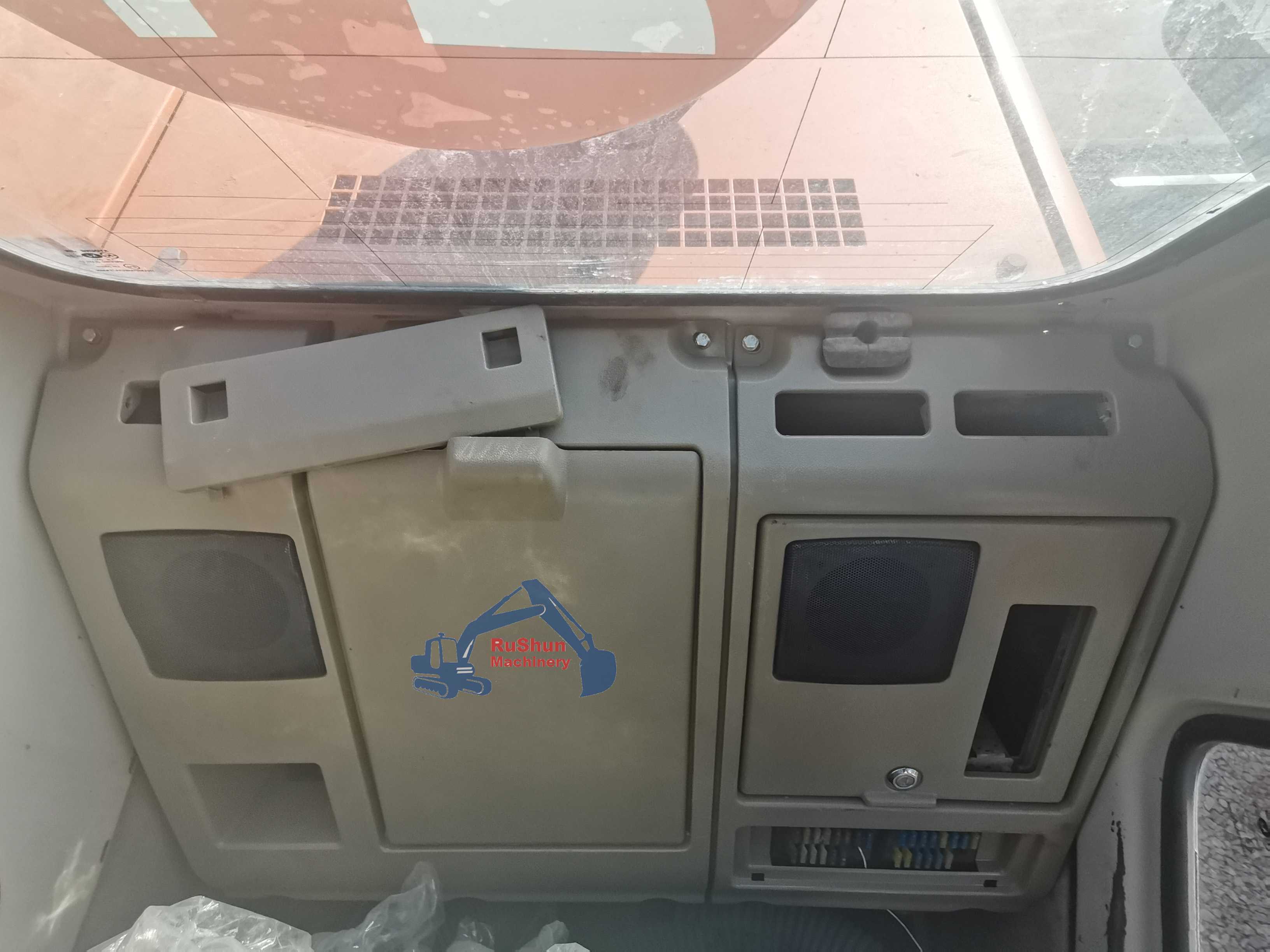 Used DOOSAN DH210W-7 Excavator
