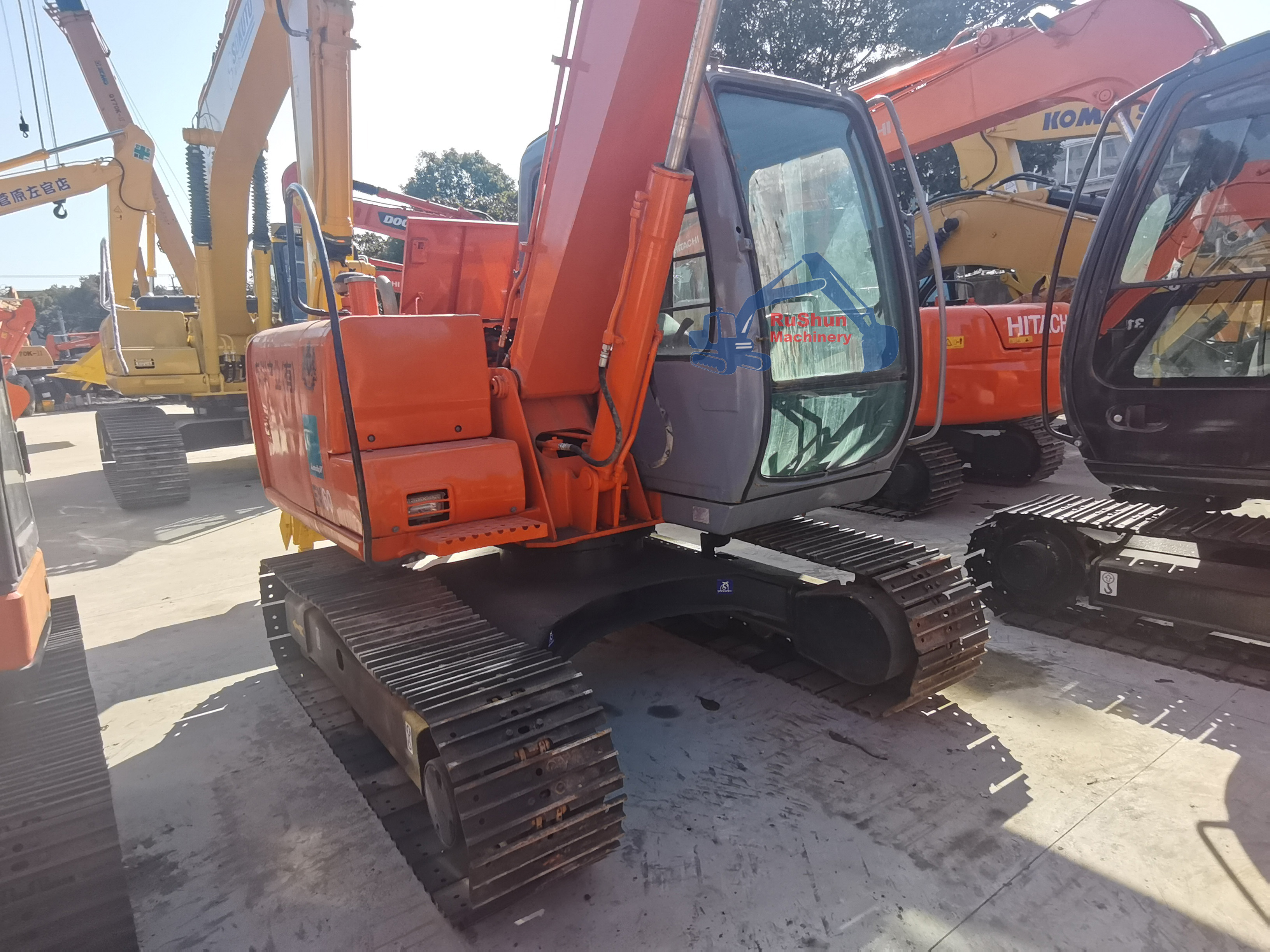 Used HITACHI EX60 Excavator