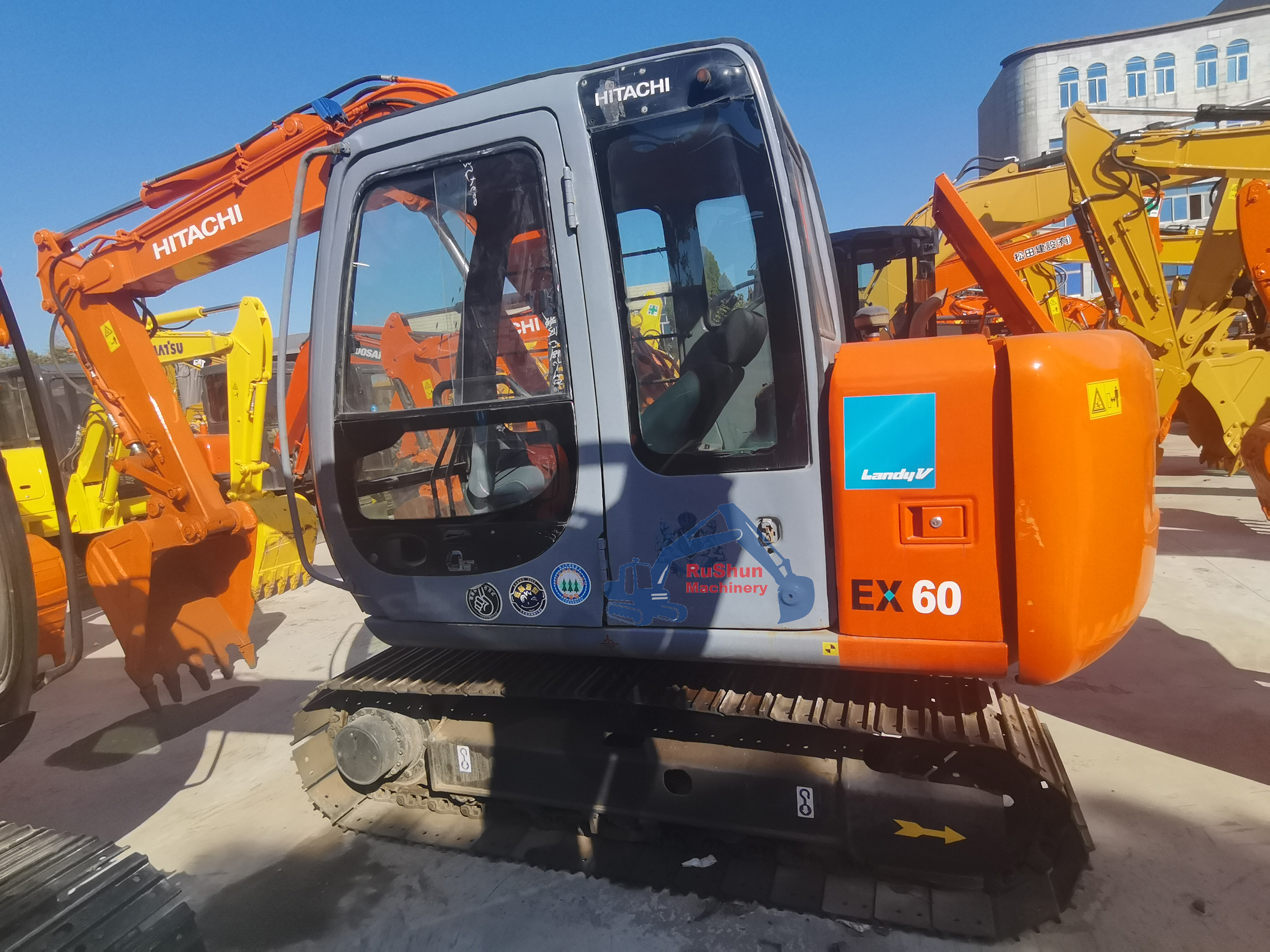 Used HITACHI EX60 Excavator