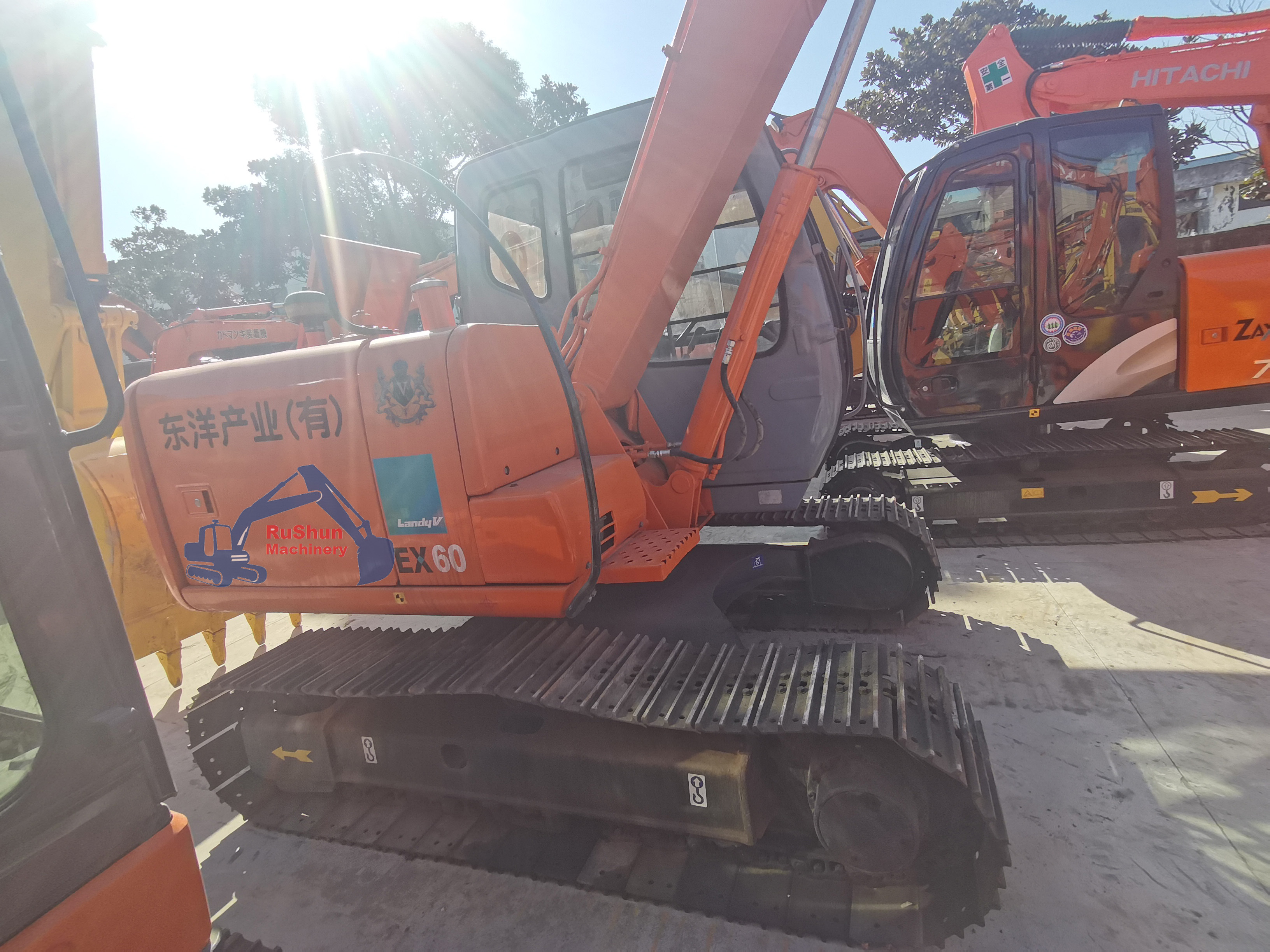 Used HITACHI EX60 Excavator