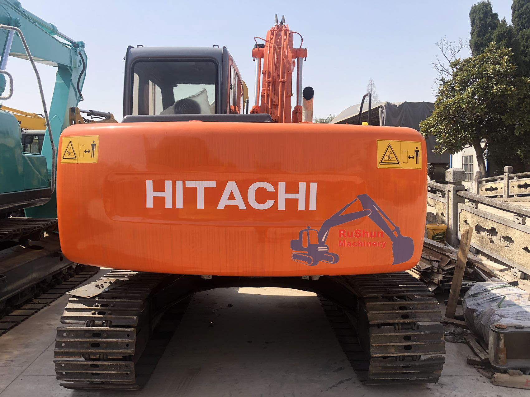 Used HITACHI EX120 Excavator