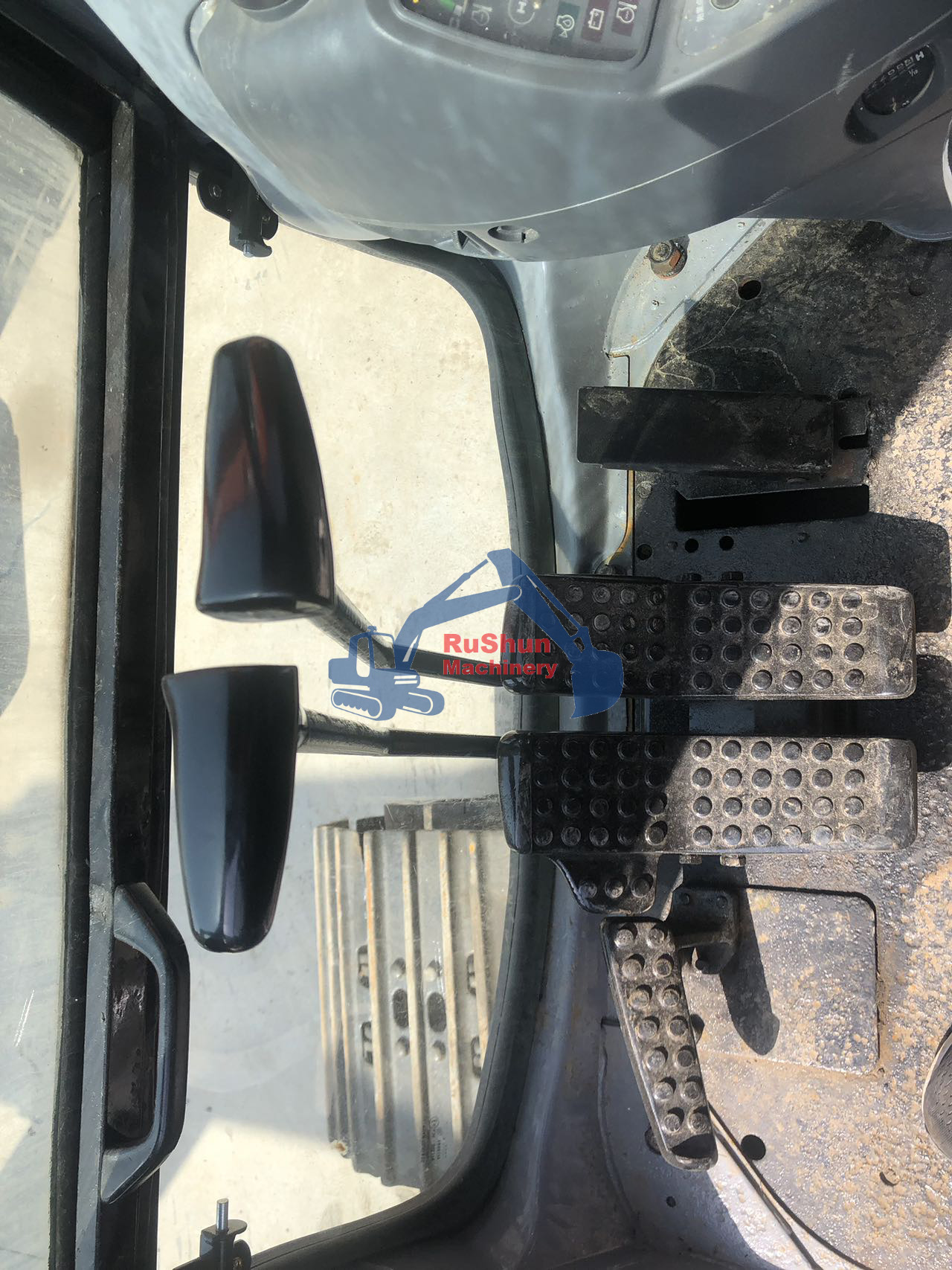 Used HITACHI EX120 Excavator