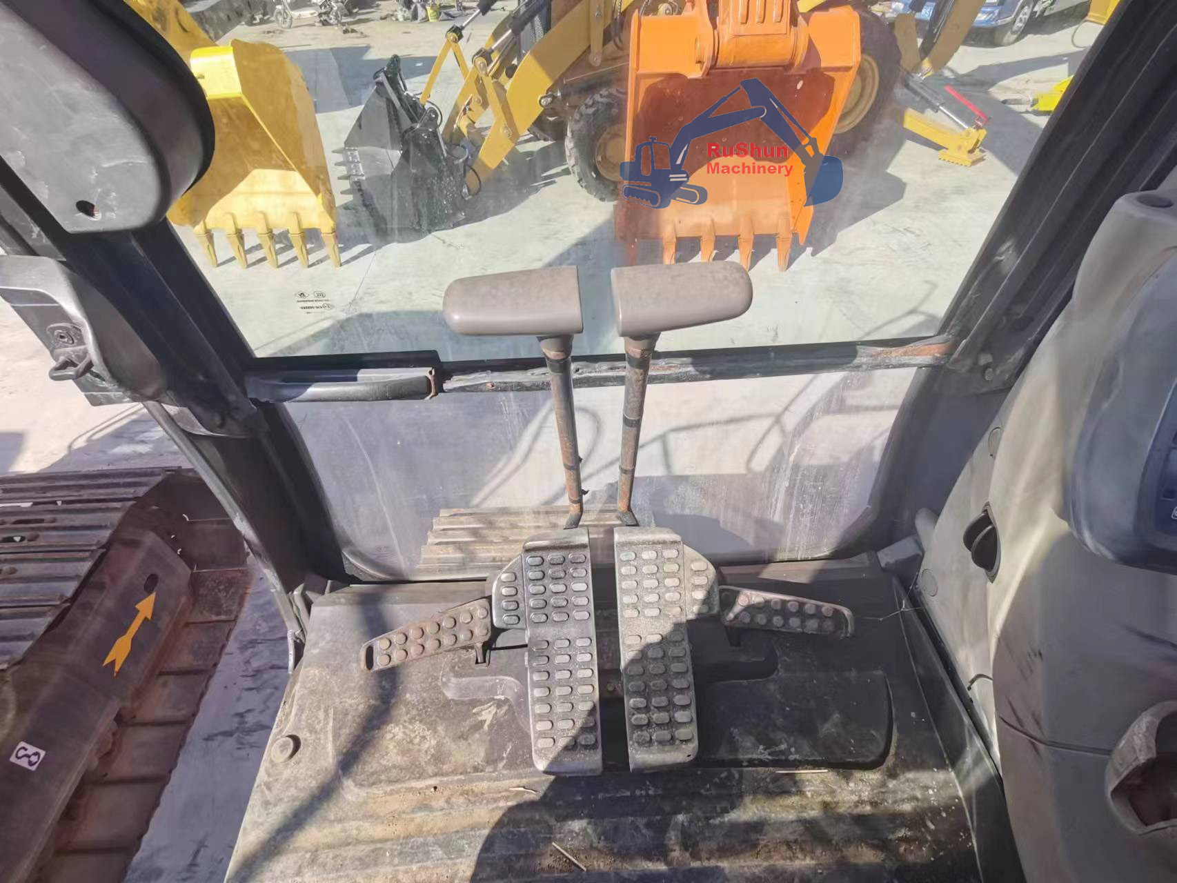 Used HITACHI ZX240-3 Excavator