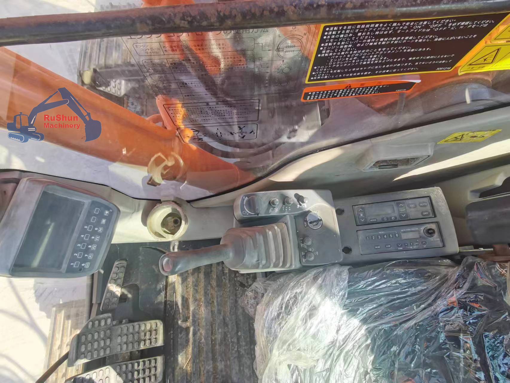 Used HITACHI ZX240-3 Excavator