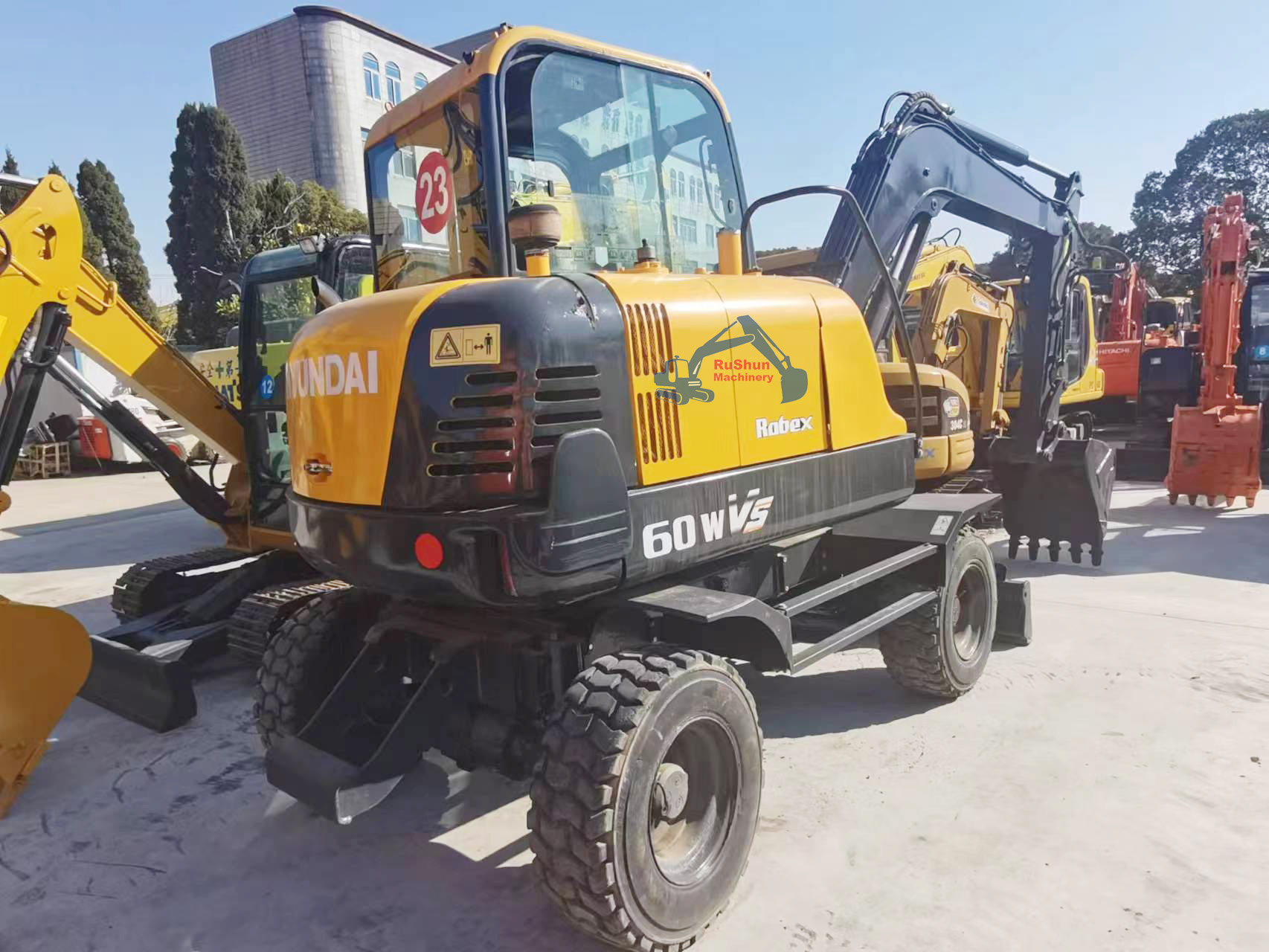Used HYUNDAI R60WVS Excavator