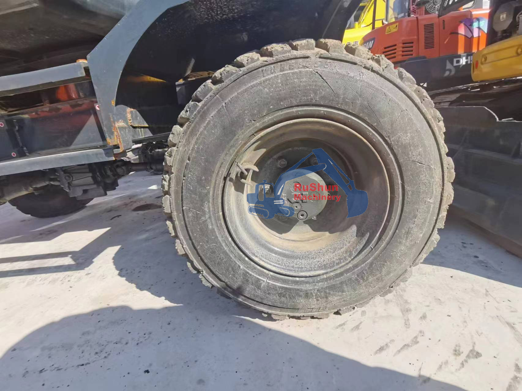 Used HYUNDAI R60WVS Excavator