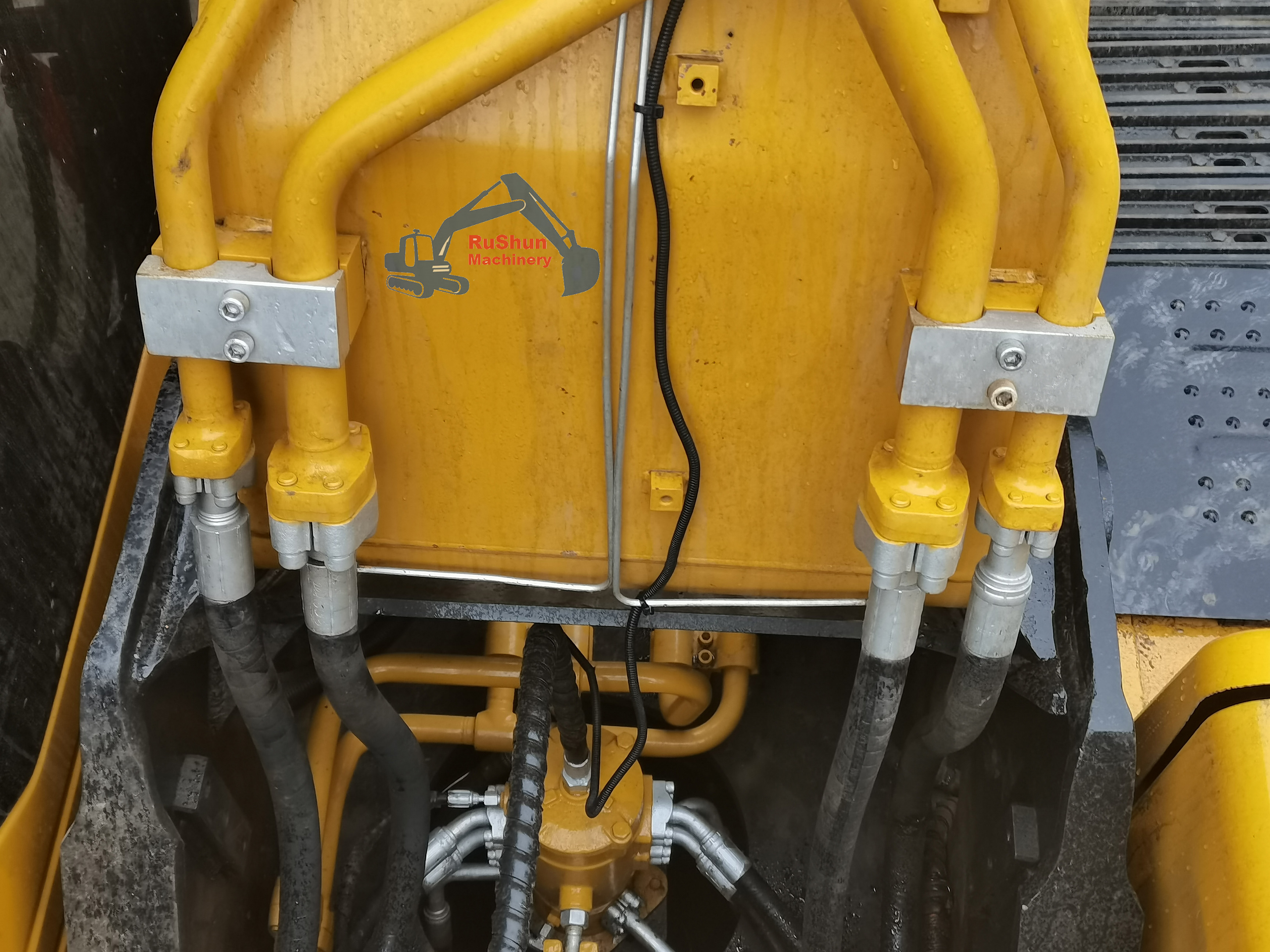 Used SANY SY215 Excavator