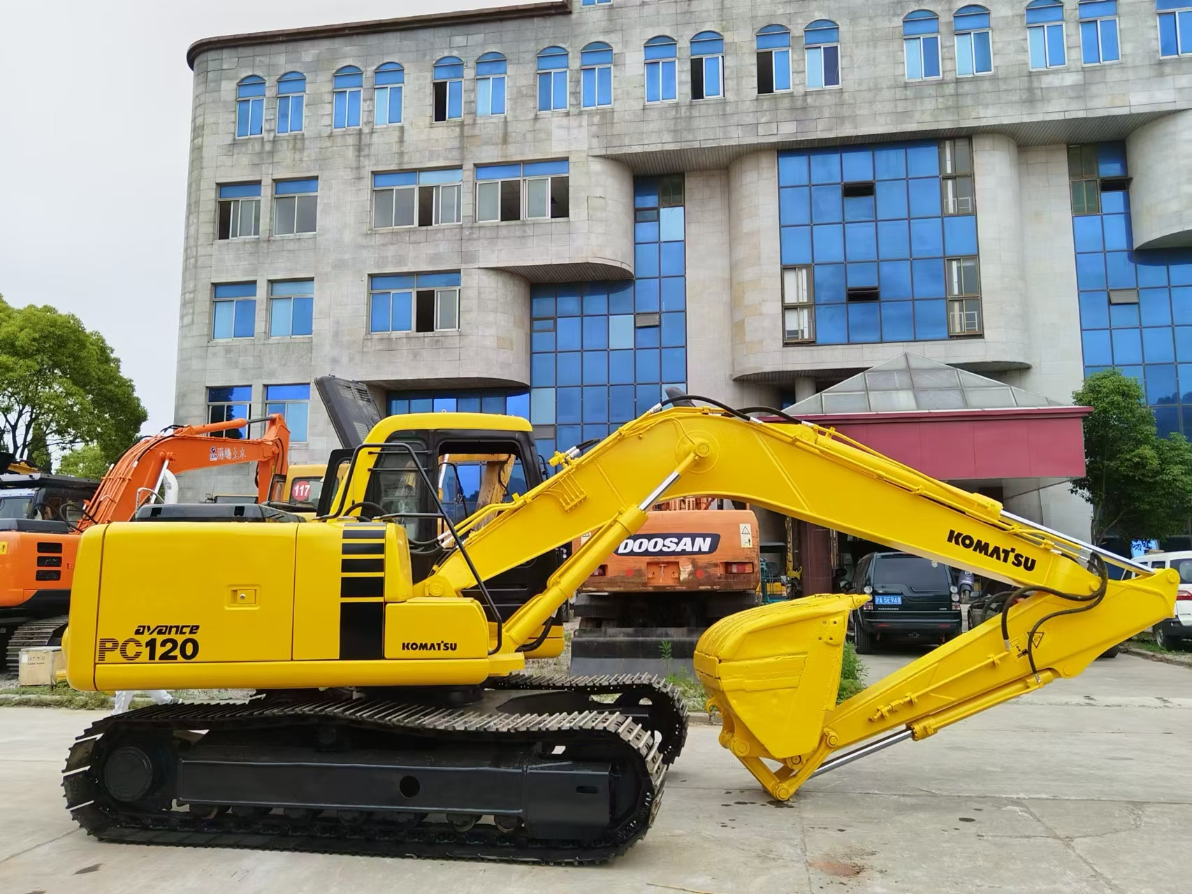 Used KOMATSU PC120 Excavator