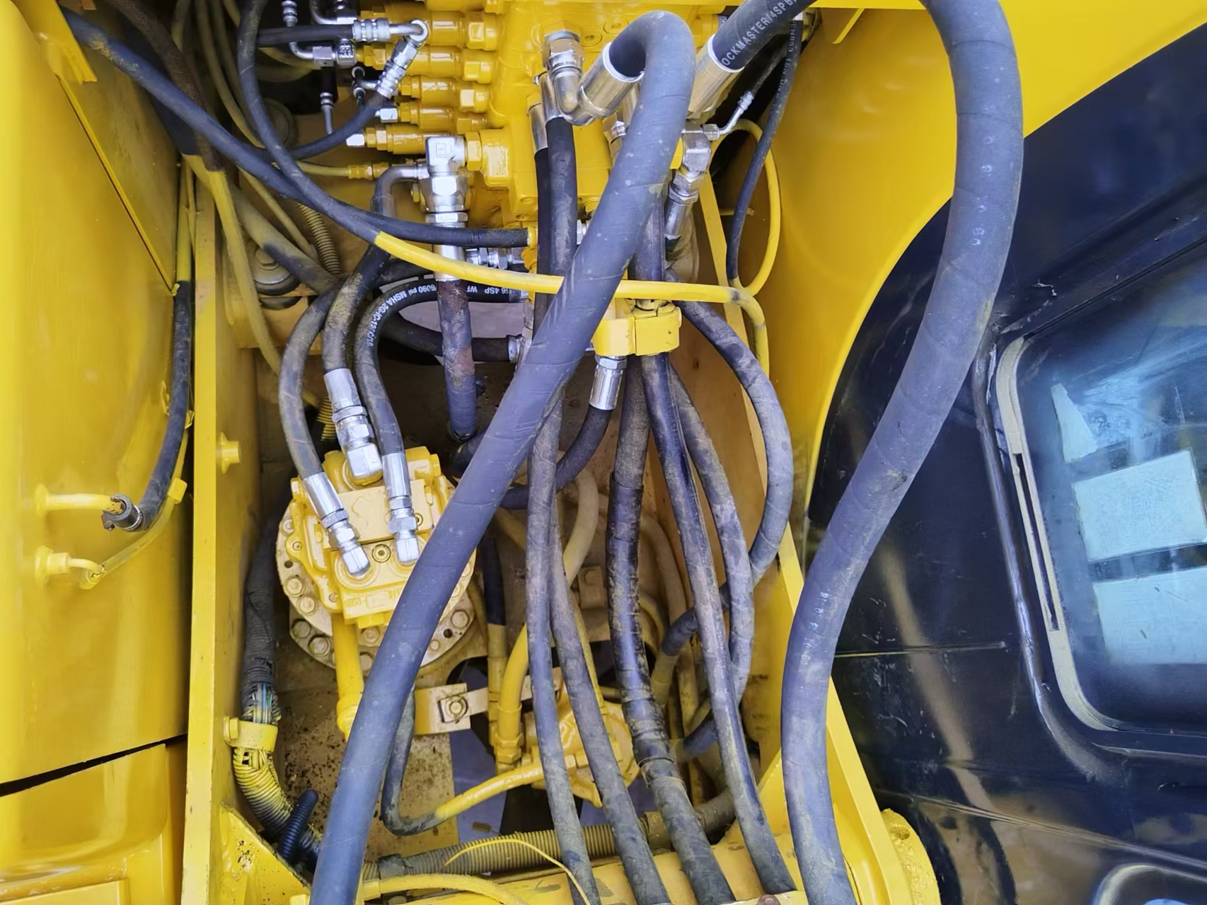 Used KOMATSU PC120 Excavator