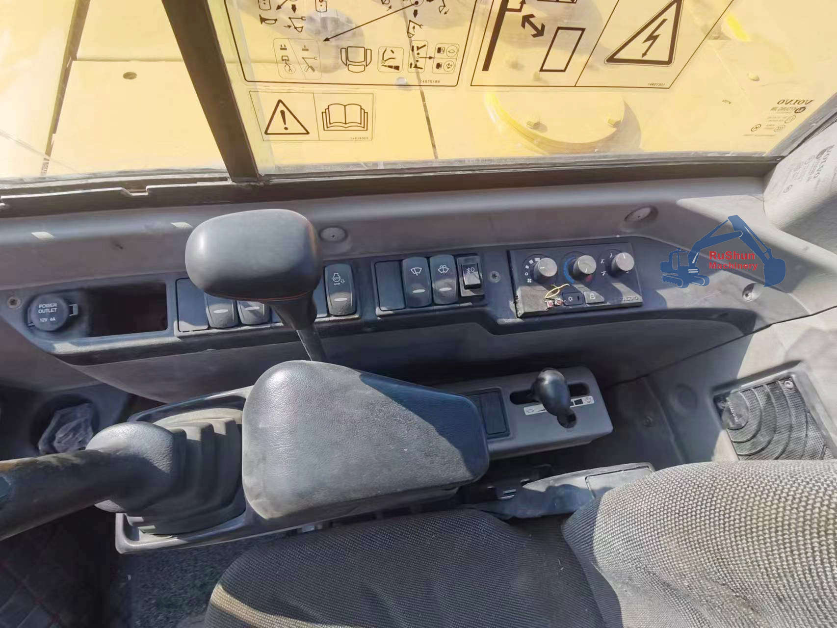 Used VOLVO EC60C  Excavator