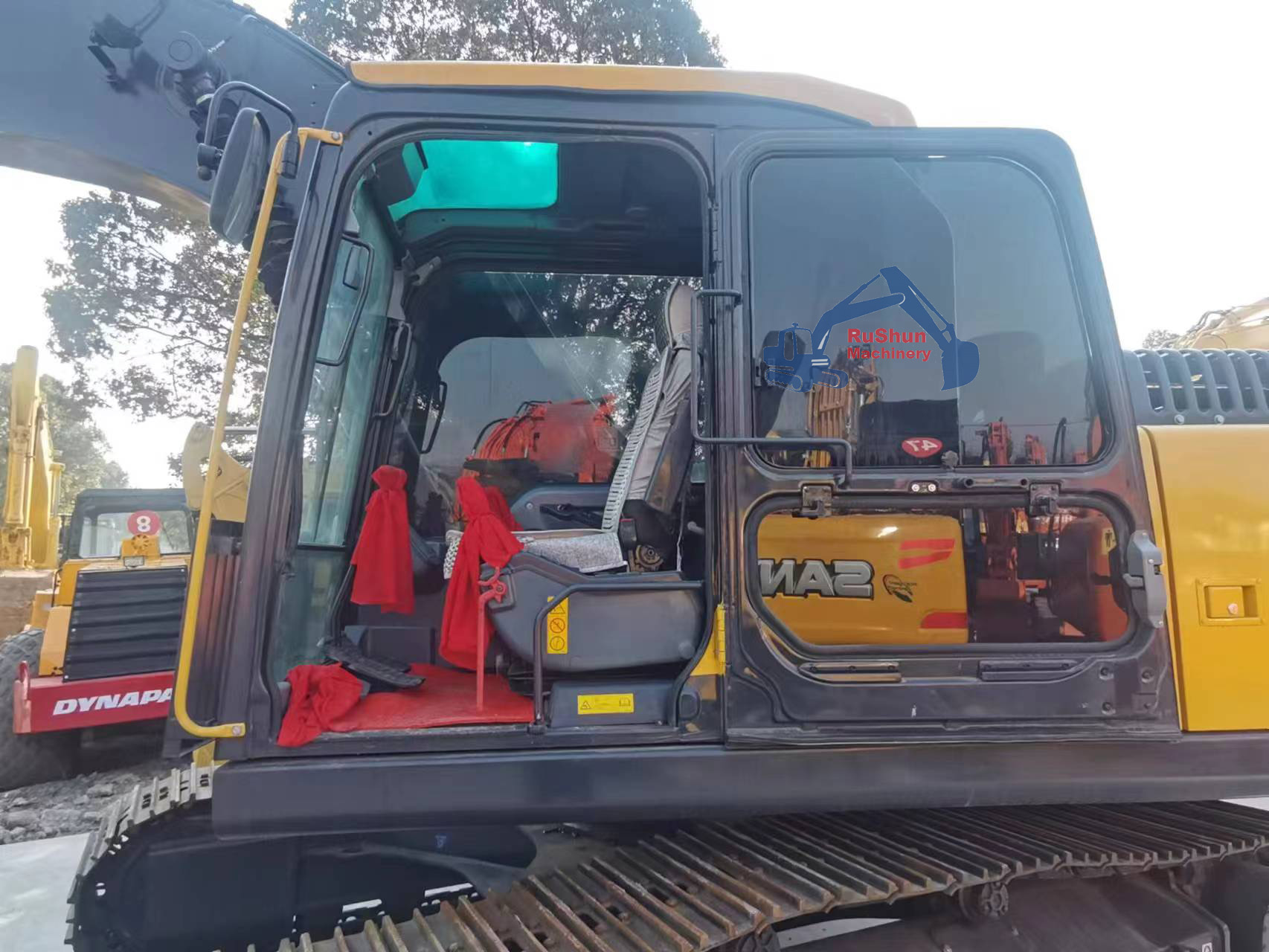 Used VOLVO EC210D Excavator