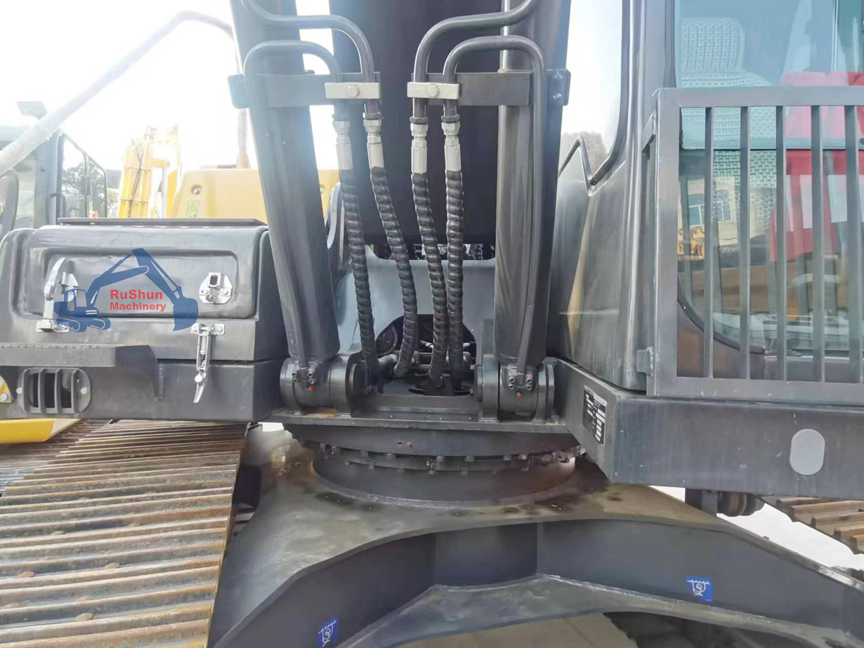 Used VOLVO EC210D Excavator